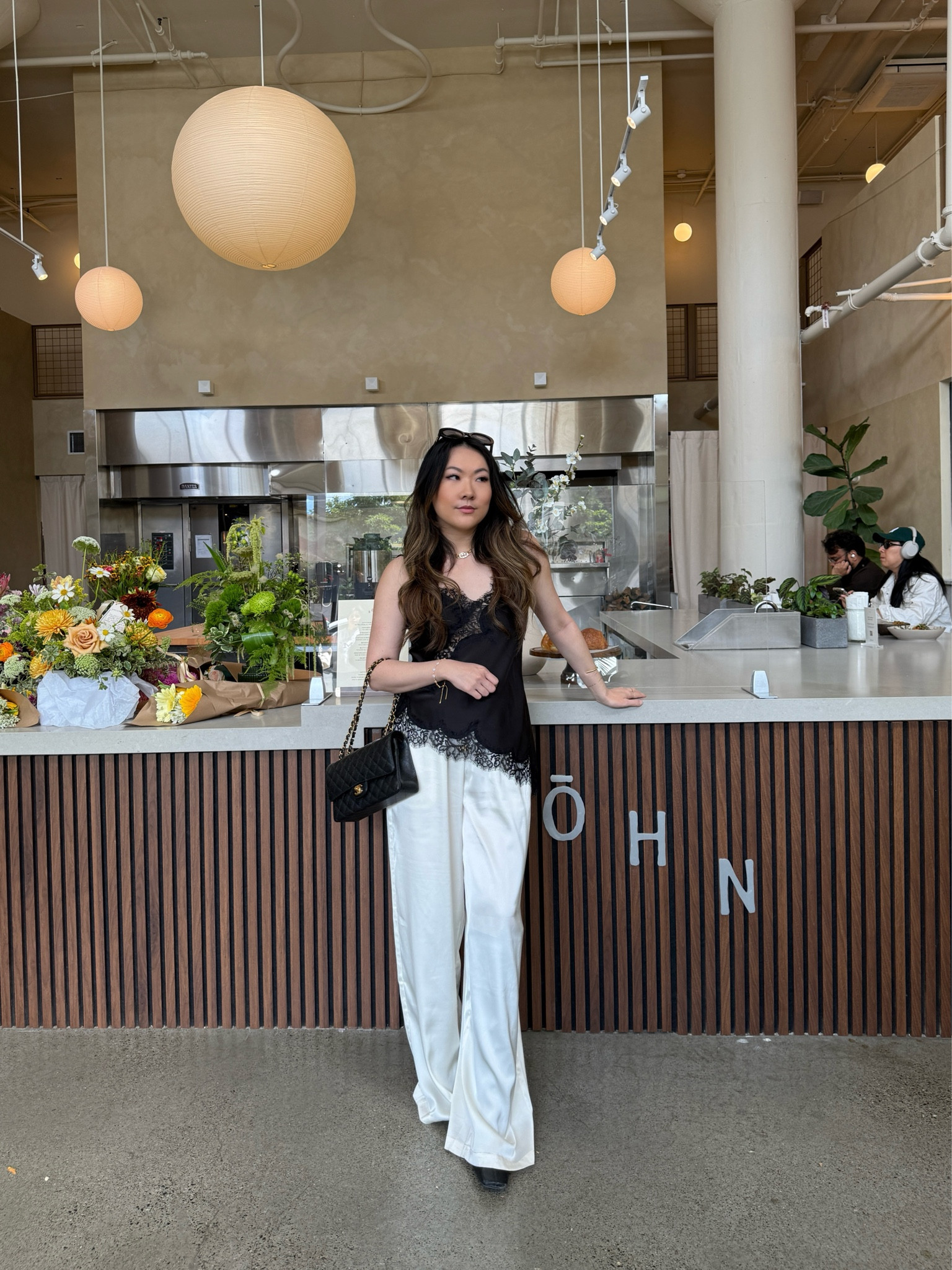 viral zara top wearing size small