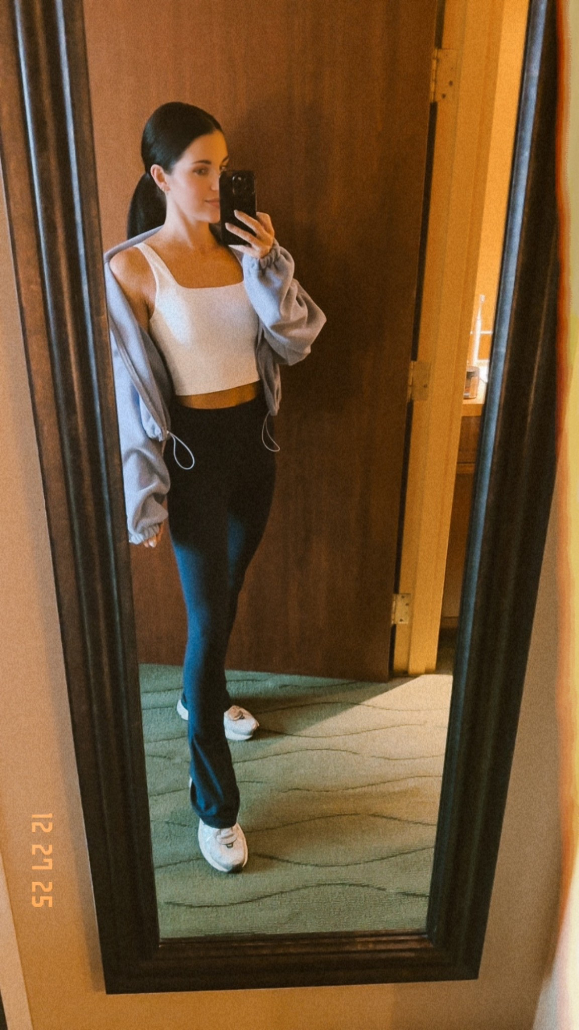 Fleece & Mini flares 🩷



#LTKTall #LTKFindsUnder100 #LTKSaleAlert