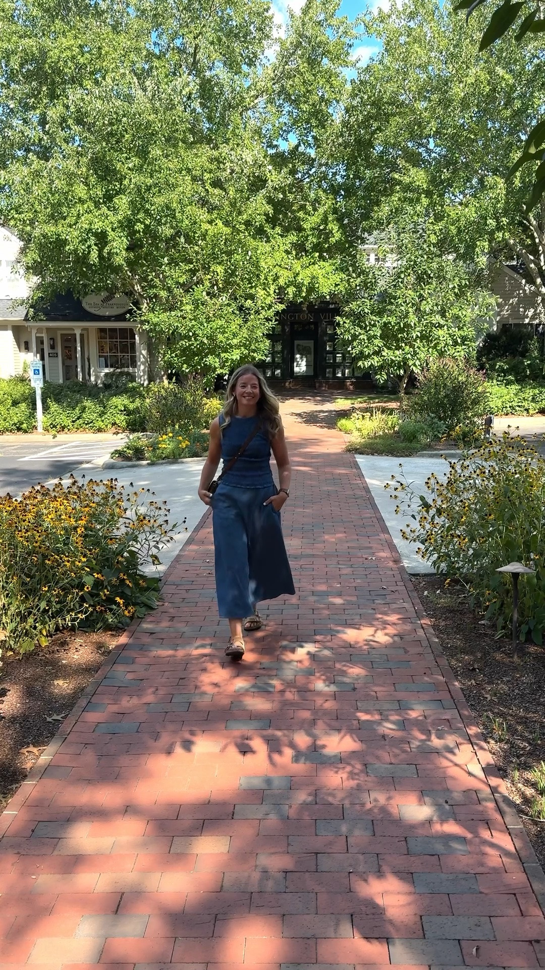 The CUTEST denim set and it’s 50% off right now! I’m in a small in the top and skirt.

#LTKootd #LTKSaleAlert #LTKgrwm