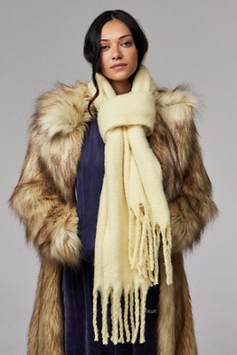 UO Tia Blanket Scarf | Urban Outfitters UK