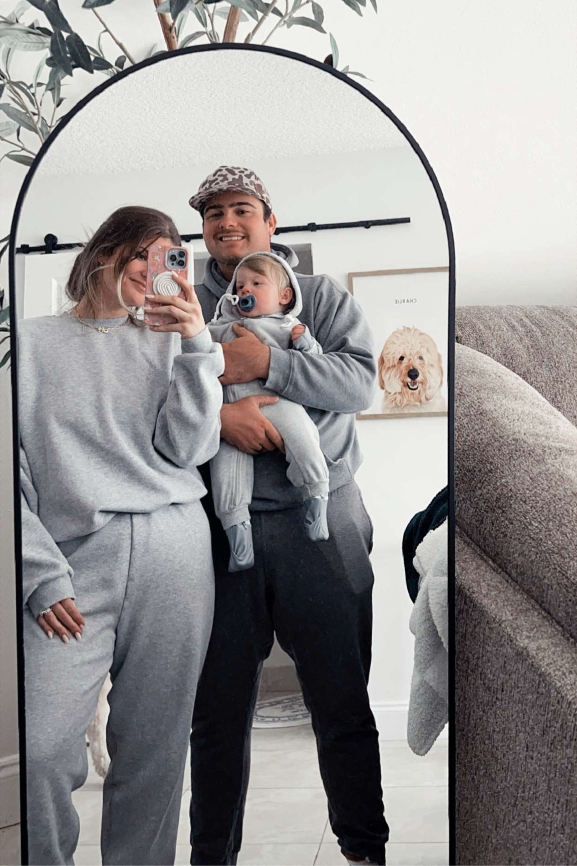 We love a family matching moment 🥹

This one’s for the cozy lounge wear loving girlys - you can never go wrong with a SKIMS set 🙂‍↕️ 

I also love a grey pair of (Nike) sweatpants on my husband 🥲🤝🏼❤️ 

#LTKGiftGuide #LTKSeasonal #LTKBaby
