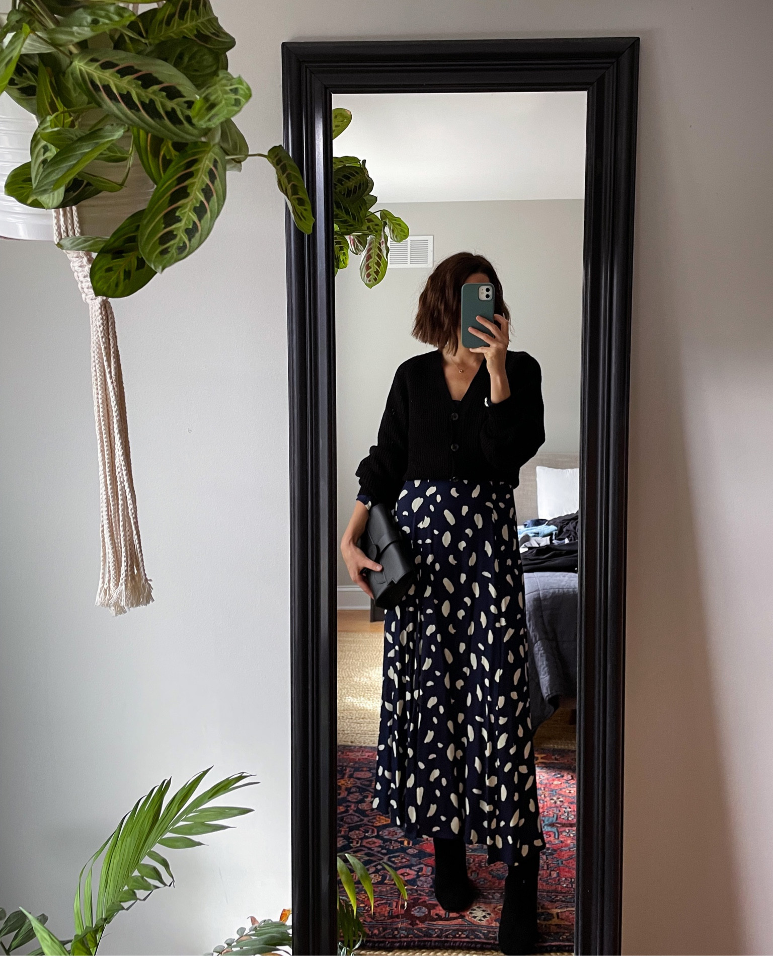 Alternate shoes for cooler weather (see last post for open toes) // transition wear

•Reformation ‘Sigmund’ dress (2)
•Mango cardigan
•Sam Edelman ‘Codie’ square toe suede booties (tts)
•Senreve ‘Aria’ belt bag in pebbles black

#LTKSeasonal #LTKshoecrush #LTKstyletip