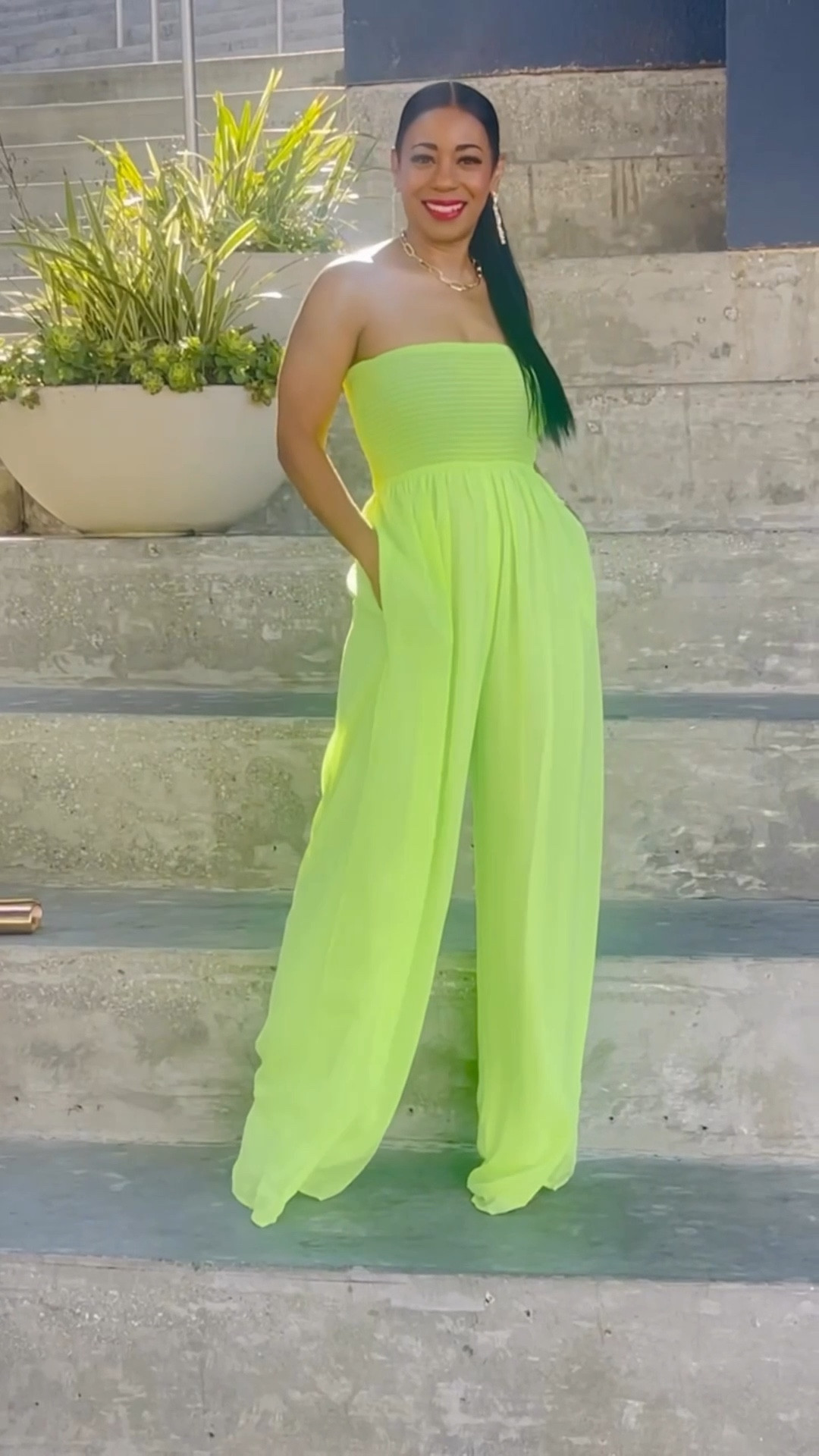 My spring color palette…

Floral prints, bright pastels and soft airy fabrics.￼

#LTKU #LTKootd