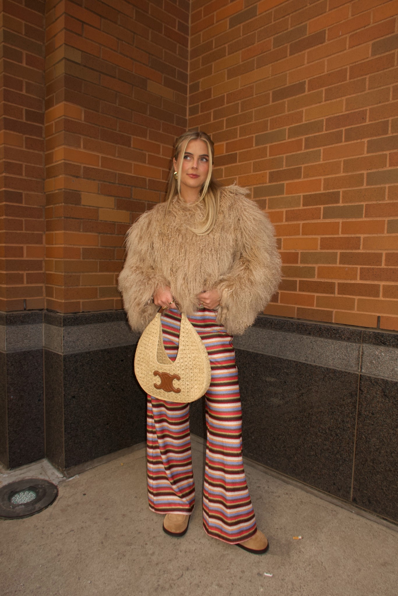 A fun pant and a cute bag? Count me in. 

#LTKootd #LTKU