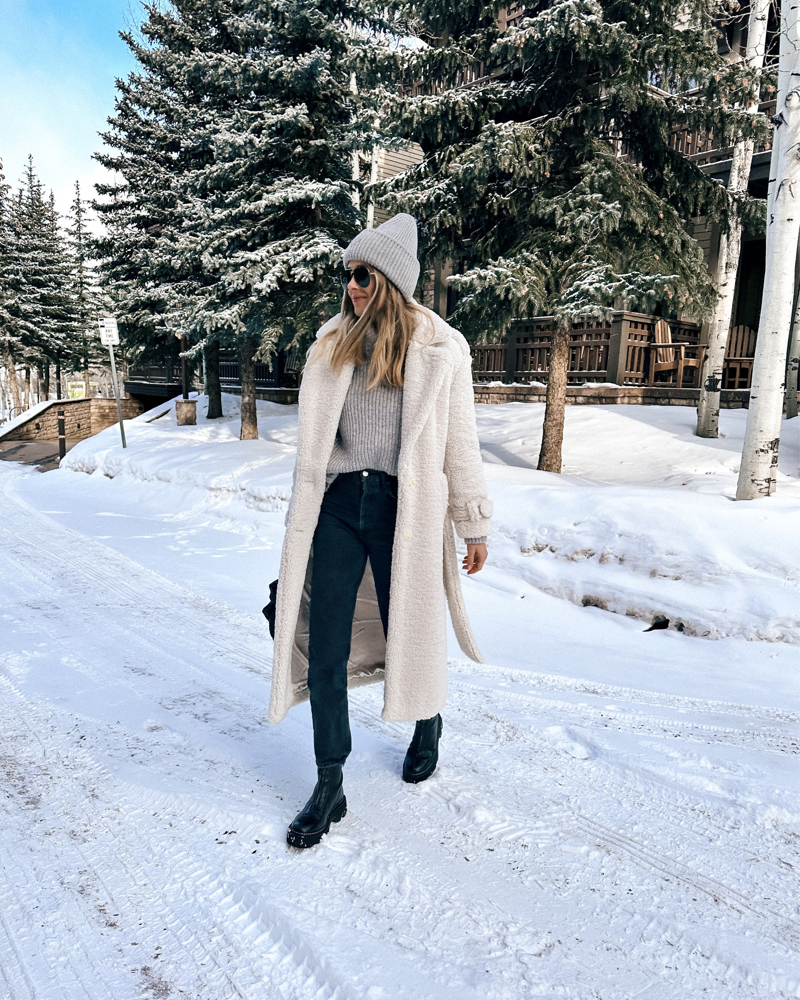 Fashion Jackson winter outfit, white teddy coat (US 4), grey sweater (small), AGOLDE jeans, black boots (size down), grey beanie #fashionjackson #winteroutfit #telluride 

#LTKSeasonal #LTKtravel #LTKstyletip