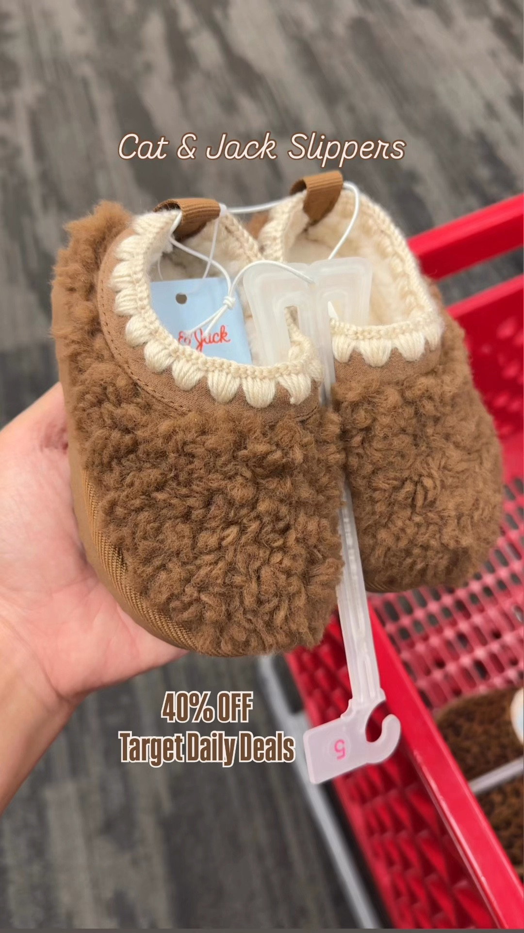 Get your slippers for your little ones today! These Cat & Jack slippers are sooo cute and are on sale 👏🏼 Available in toddler and big kid sizes! Linking these + more to shop 🫶🏼

Target Daily Deal 🎯 40% OFF slippers for toddlers + kids 🙌🏼Deal ends today! 

#LTKKids #LTKStyleTip #LTKSaleAlert