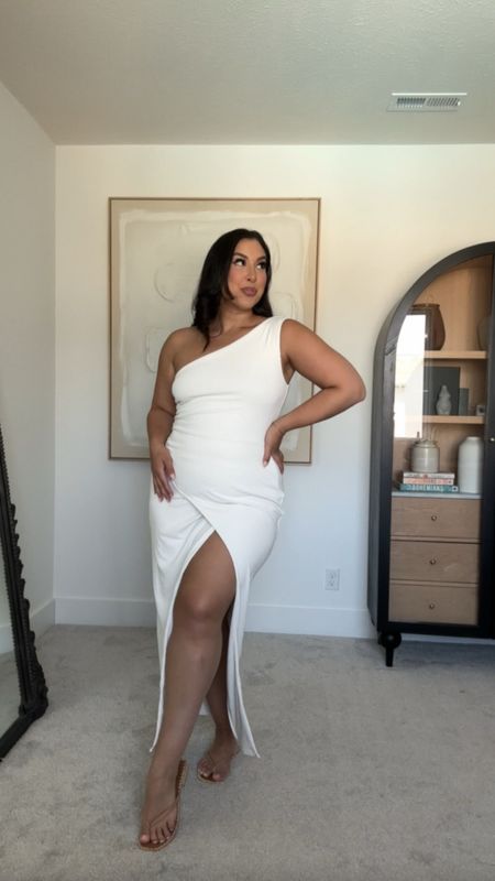 Midsize curvy summer dresses from Abercrombie! This would be perfect for a vacation outfit or for a bride. Wearing a size large!

One shoulder white dress, summer dress, wedding guest dress, beach vacation outfit, beach pictures, bridal dresses, engagement photo dress

#LTKmidsize #LTKSeasonal #LTKwedding