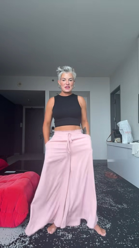 Perfect Spring and Summer Staple!  These pants-so many different patterns and colors.

#LTKgrwm #LTKootd