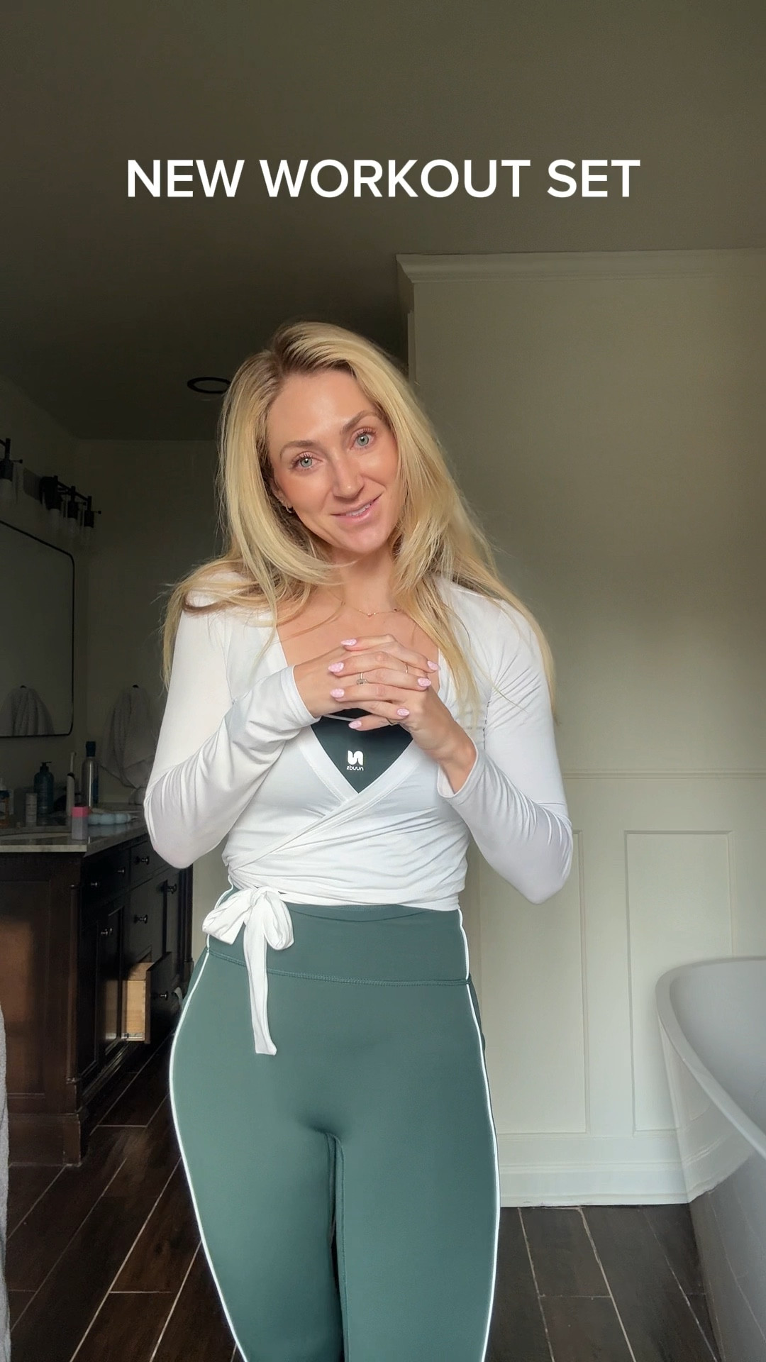Love this workout set! The color is so cute for spring and it’s adorable too :) PS the leggings have pockets!

#LTKActive #LTKfitnessgoals #LTKootd