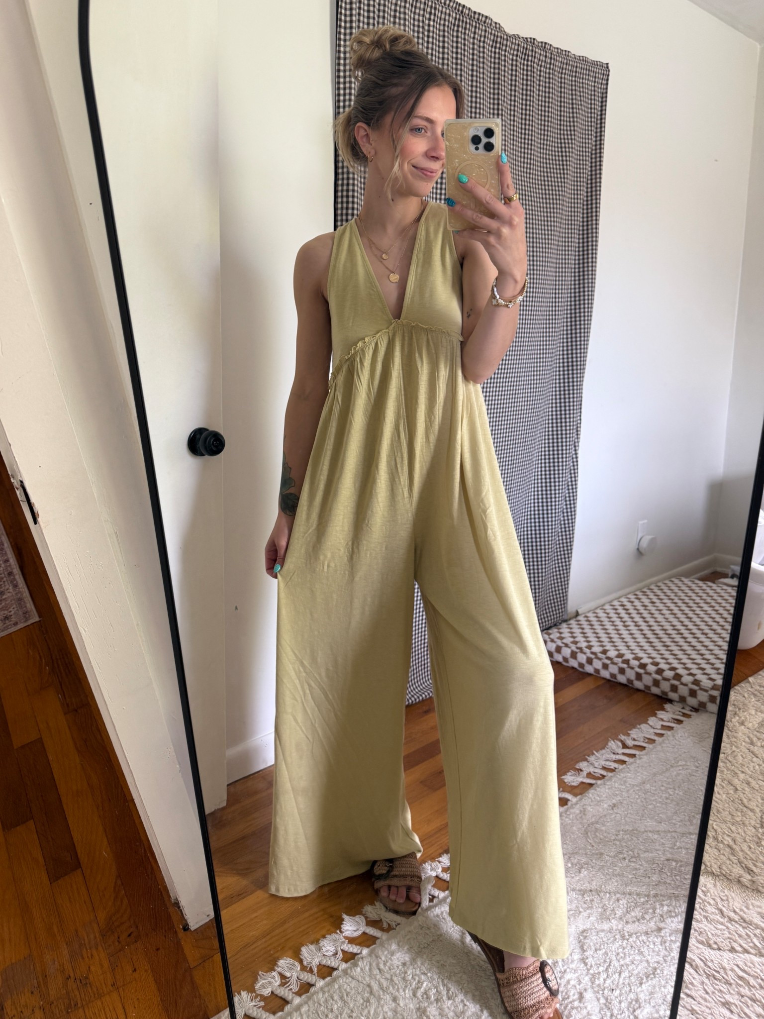 Cutest AE jumpsuit 🌼

#LTKStyleTip #LTKFindsUnder100 #LTKSeasonal