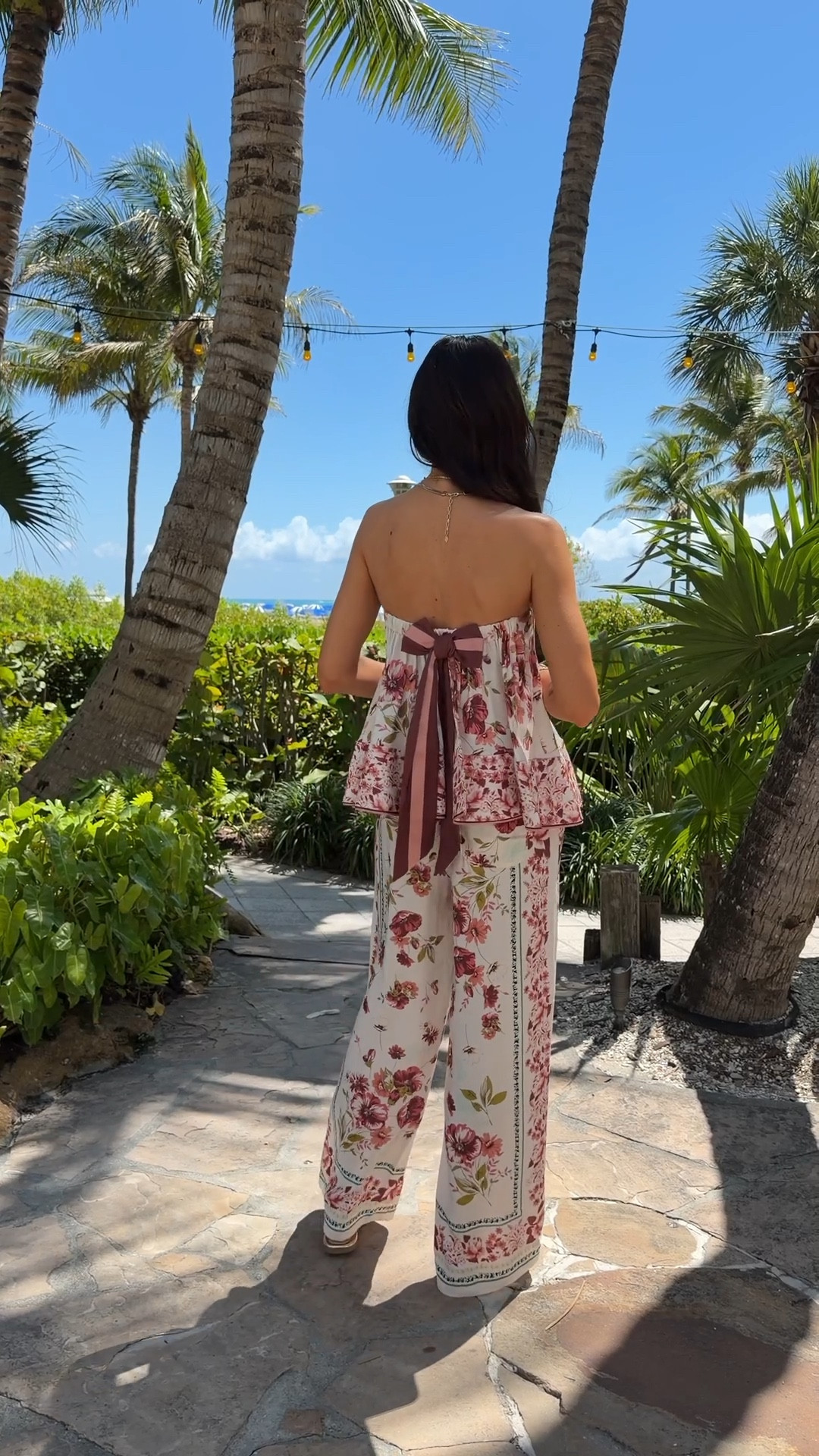 The most stunning set - in wearing xs 

#LTKMothersDay #LTKOver40 #LTKootd