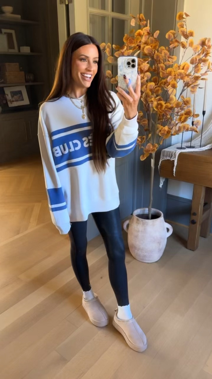 #AbercrombiePartner

20% off all sweaters & sweatshirts + 15% off almost everything else @abercrombie

#LTKVideo #LTKSaleAlert #LTKFindsUnder100