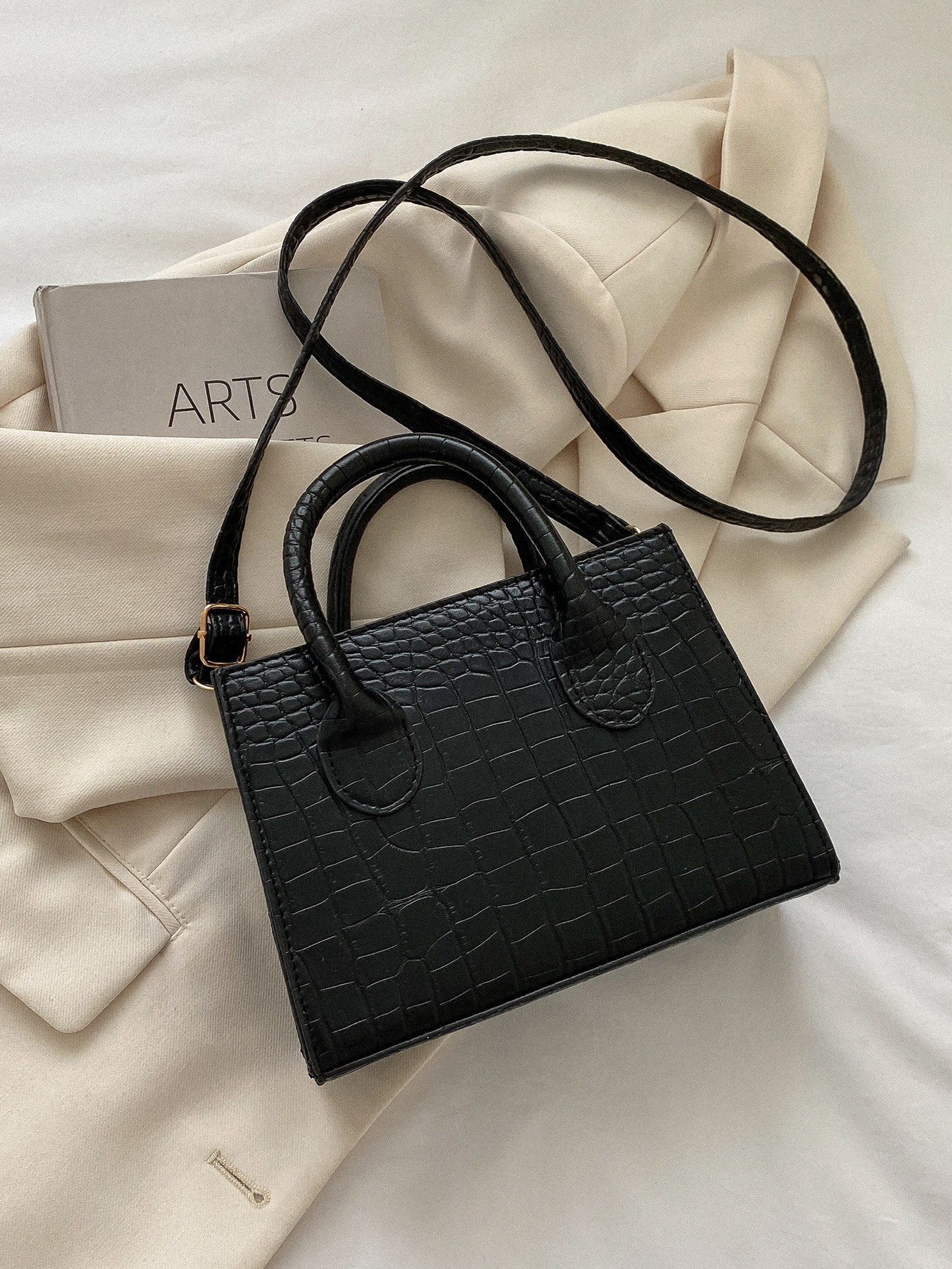 1pc Fashionable Solid Color Retro Pressed Pattern Pu Leather Handbag, Suitable For Women's Daily ... | SHEIN