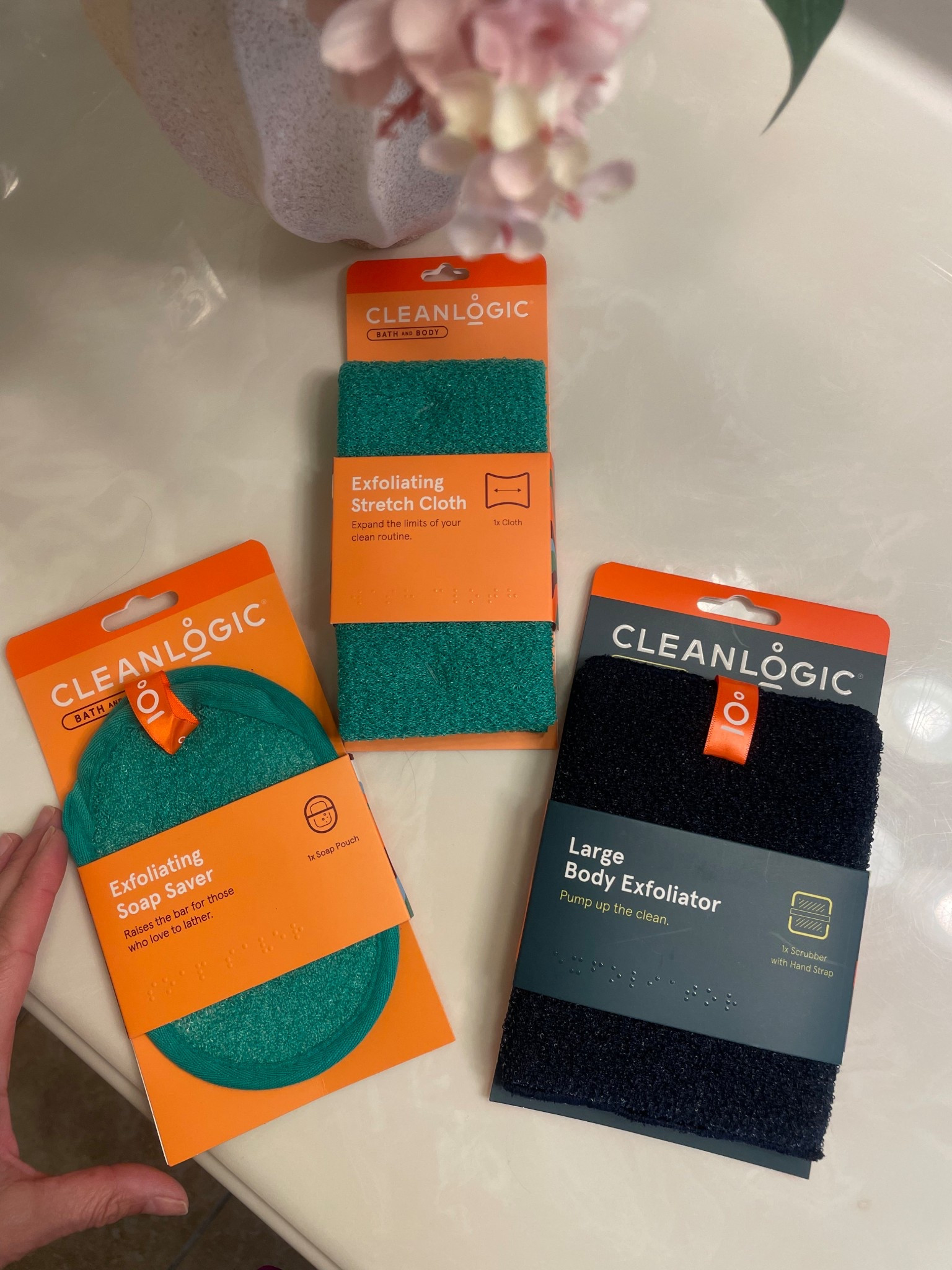 Cleanlogic @Target These body exfoliators gently remove dead skin and impurities #sponsored Perfect for self-tanner prep or removal 

#LTKselfcare #LTKBeauty #LTKSeasonal