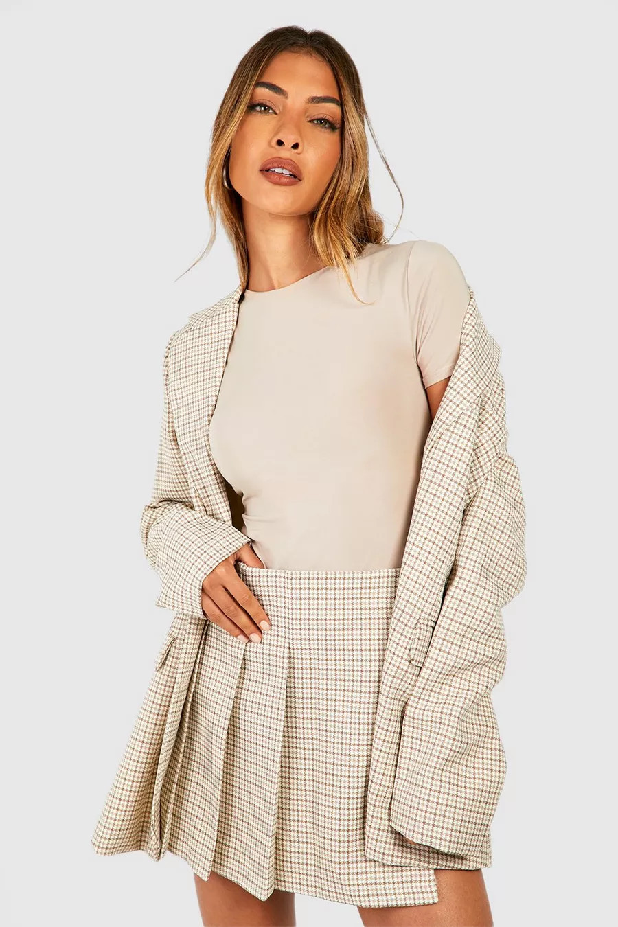 Tonal Textured Check Pleated Mini Skirt | Boohoo.com (UK & IE)