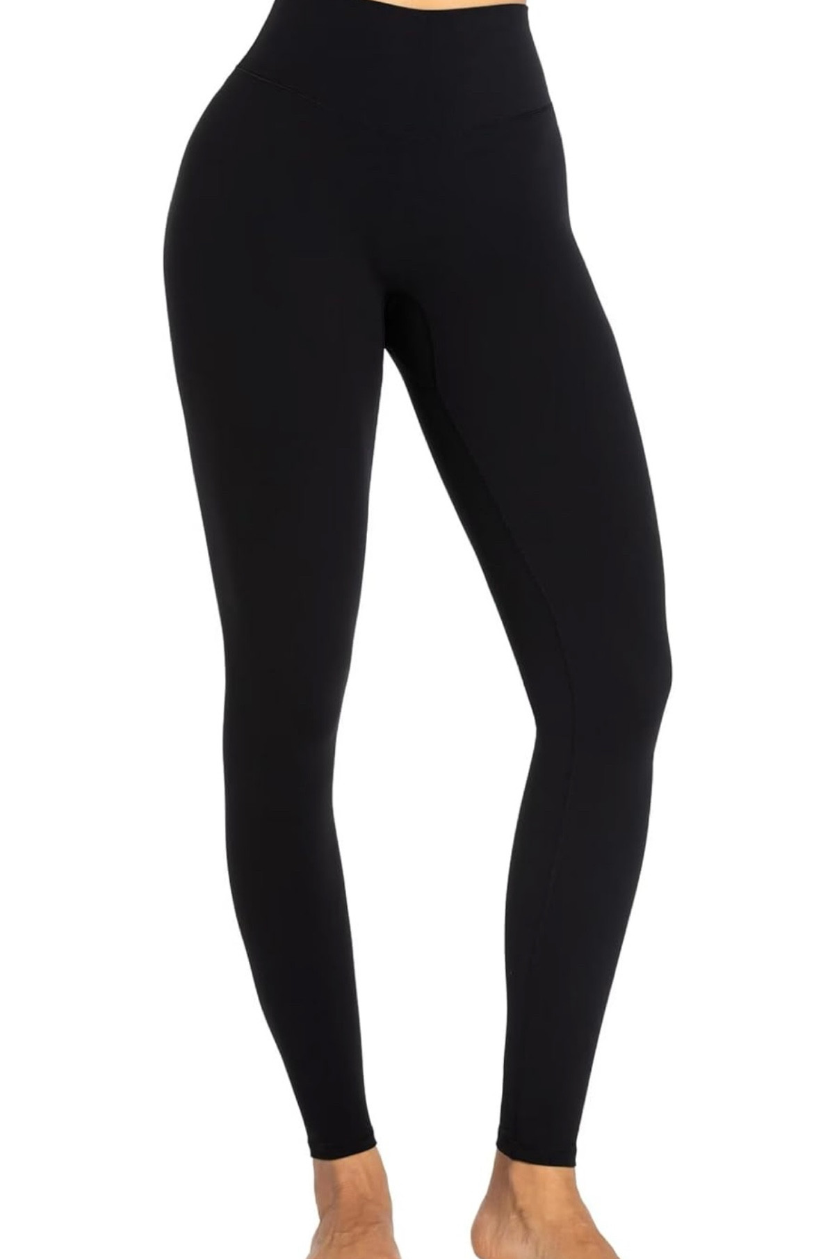 These leggings are buttery soft and so stretchy! I have the medium 28 inch inseam. 

#LTKFindsUnder50 #LTKFitness