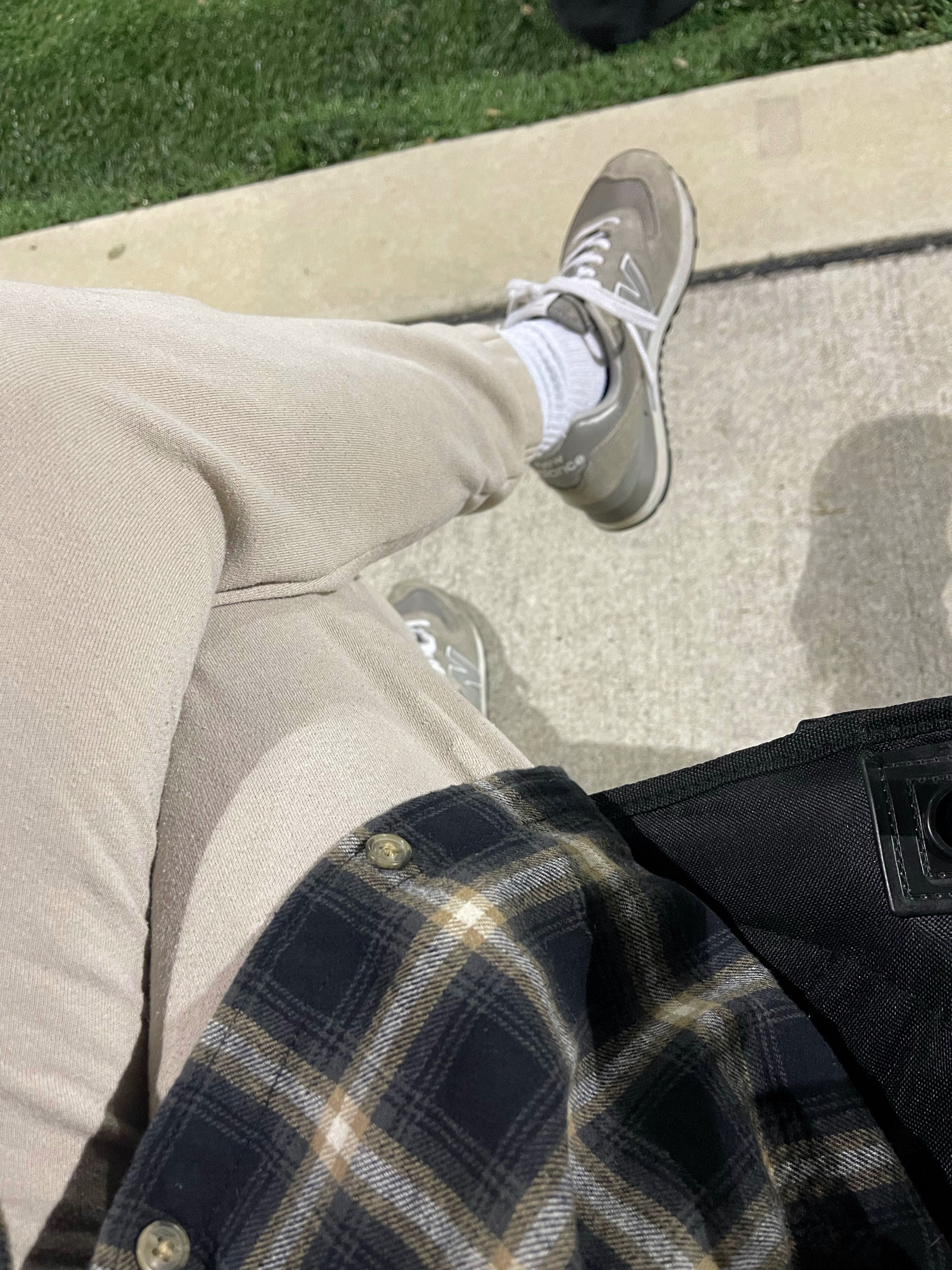 Dressed like a 90s dad. 💁🏼‍♀️😂

Sweatpants, tan sweatpants, new balance sneakers, long white socks, white t-shirts, plaid hoodie, flannels, flannel hoodie, winter looks, soccer mom 

#LTKSeasonal #LTKfindsunder100 #LTKfindsunder50