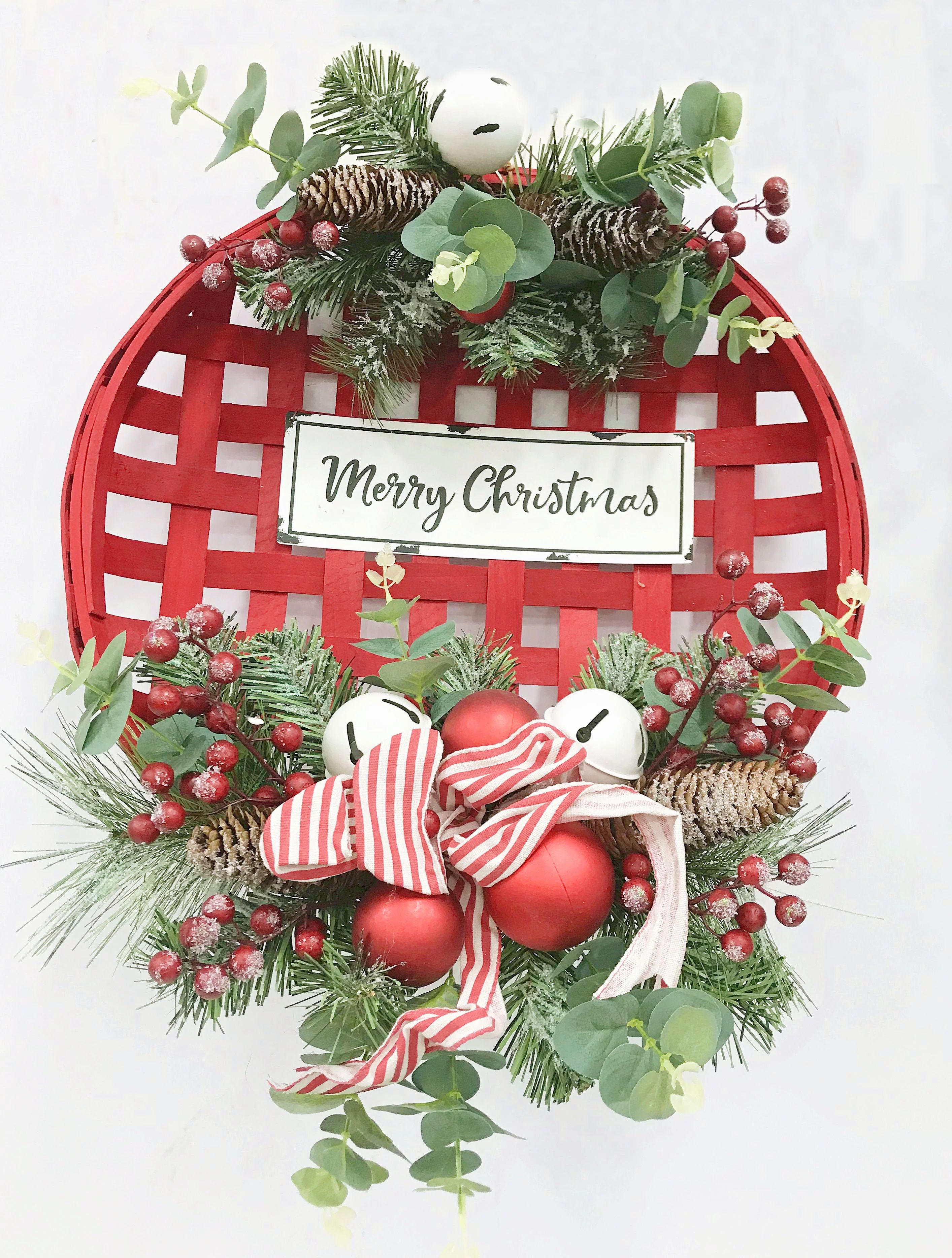 Holiday Time Red Tobacco Basket Merry Christmas Wreath, 22" H | Walmart (US)