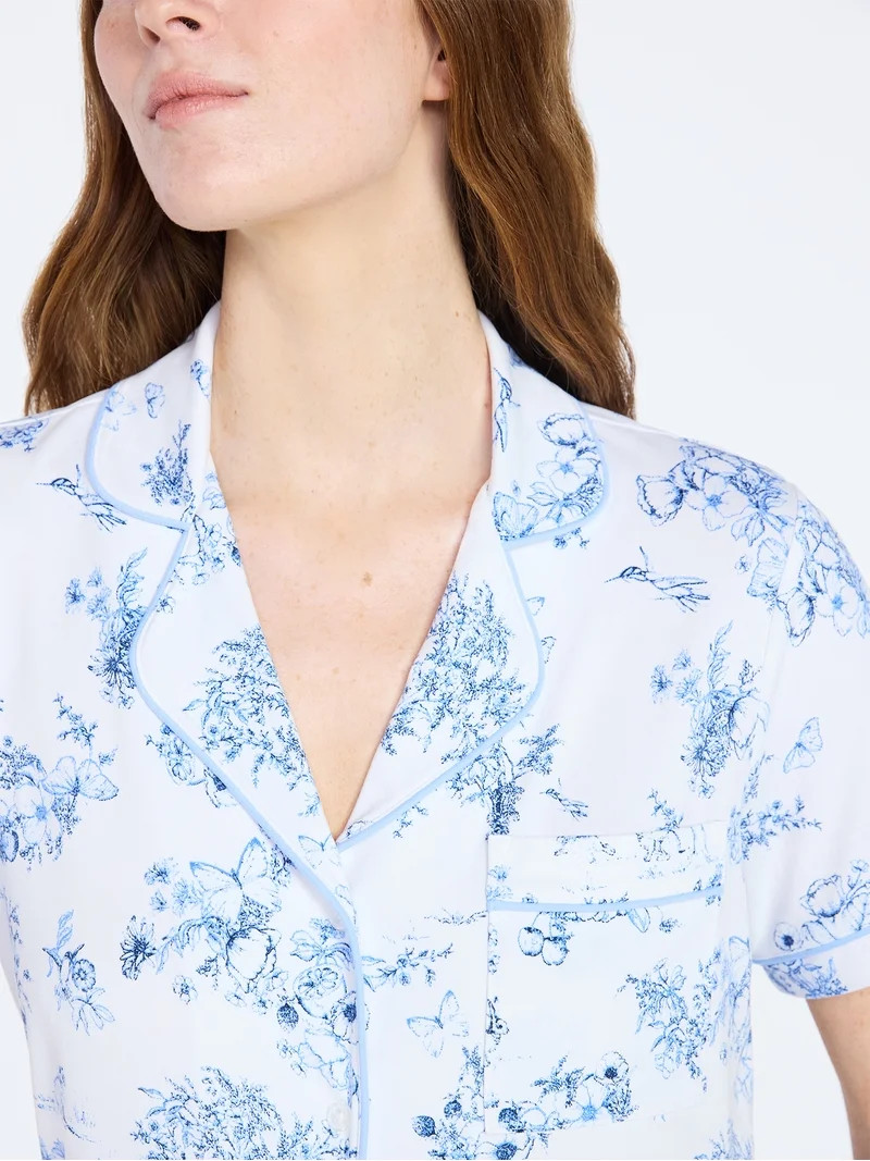 Joyspun Women's Dreamy Soft Collection Notch Collar Top and Capri Pants Pajama Set, 2-Piece, Size... | Walmart (US)