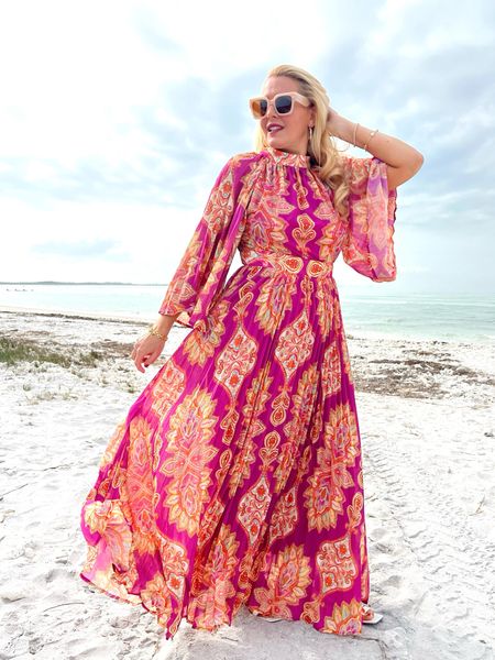 👗MAXI DRESS: #ad This @shop_avara maxi dress is a total show stopper!!! #shopavara #avaraambassador #avaraista 

🗣️If you’re going on vacation or attending a wedding this spring or summer, this dress would be perfect! Love the bold print, high neckline, full sleeves and open back.

😍I’m wearing a medium and I suggest going up one size. It ties around the neck and has an open back. It zips up around the waist and there isn’t any stretch. (That’s why I suggest going up one size.)

💖The fabric is AMAZING and has an inside lining too.

🙌🏼Take 15% off your order with code: JENNT15. The link is in my Insta Story and my link in bio.


#springstyles #springfashion2024 #dresses #maxidresses #resort365 #springbreakfashion #easterdresses #ootd #avara #maxidress #easteroutfits #weddingoutfits #springootd #spring2024 #street2beachstyle #dunedin #dunedinflorida 

#LTKfindsunder100 #LTKSeasonal #LTKwedding