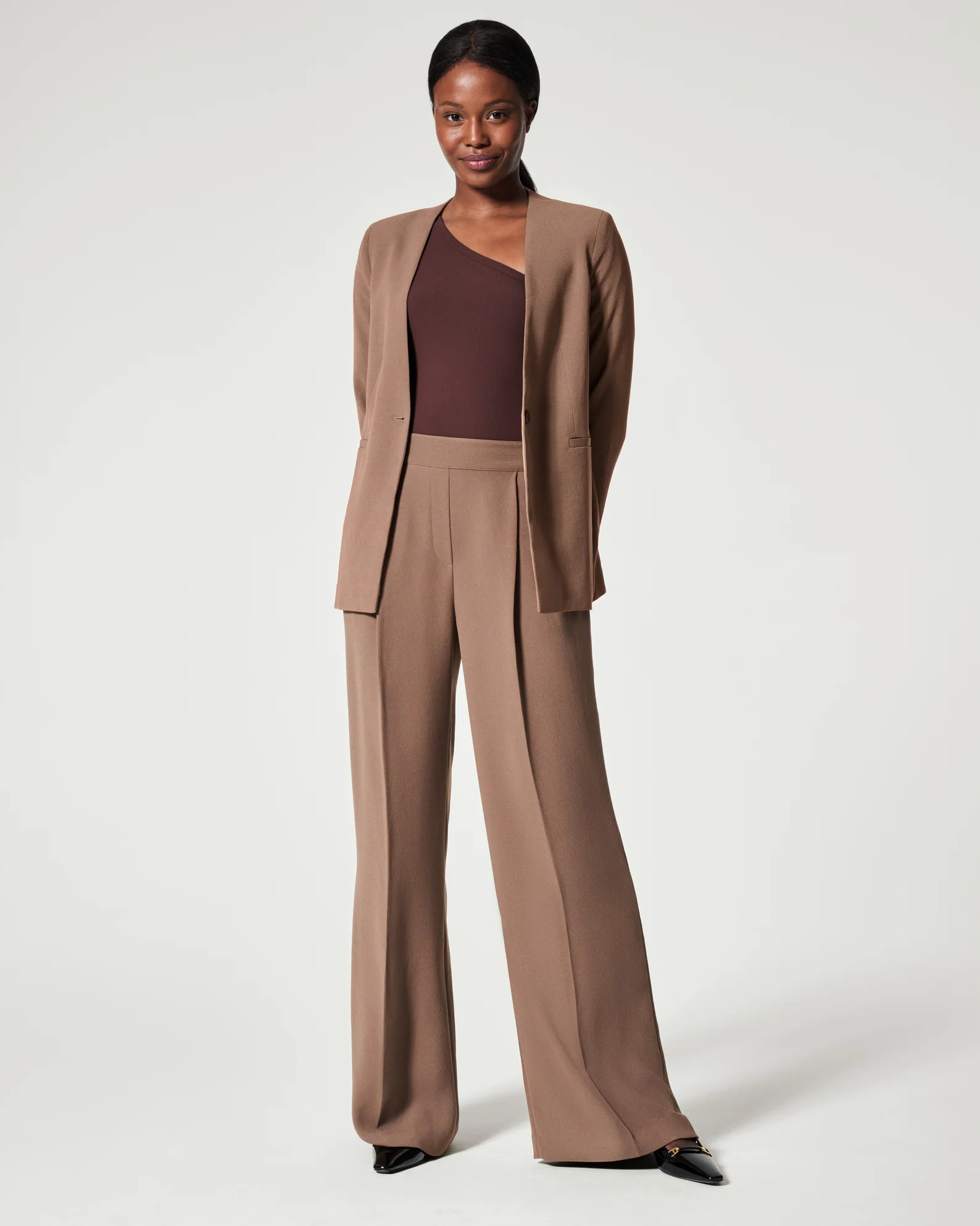 Carefree Crepe Pleated Trouser | Spanx