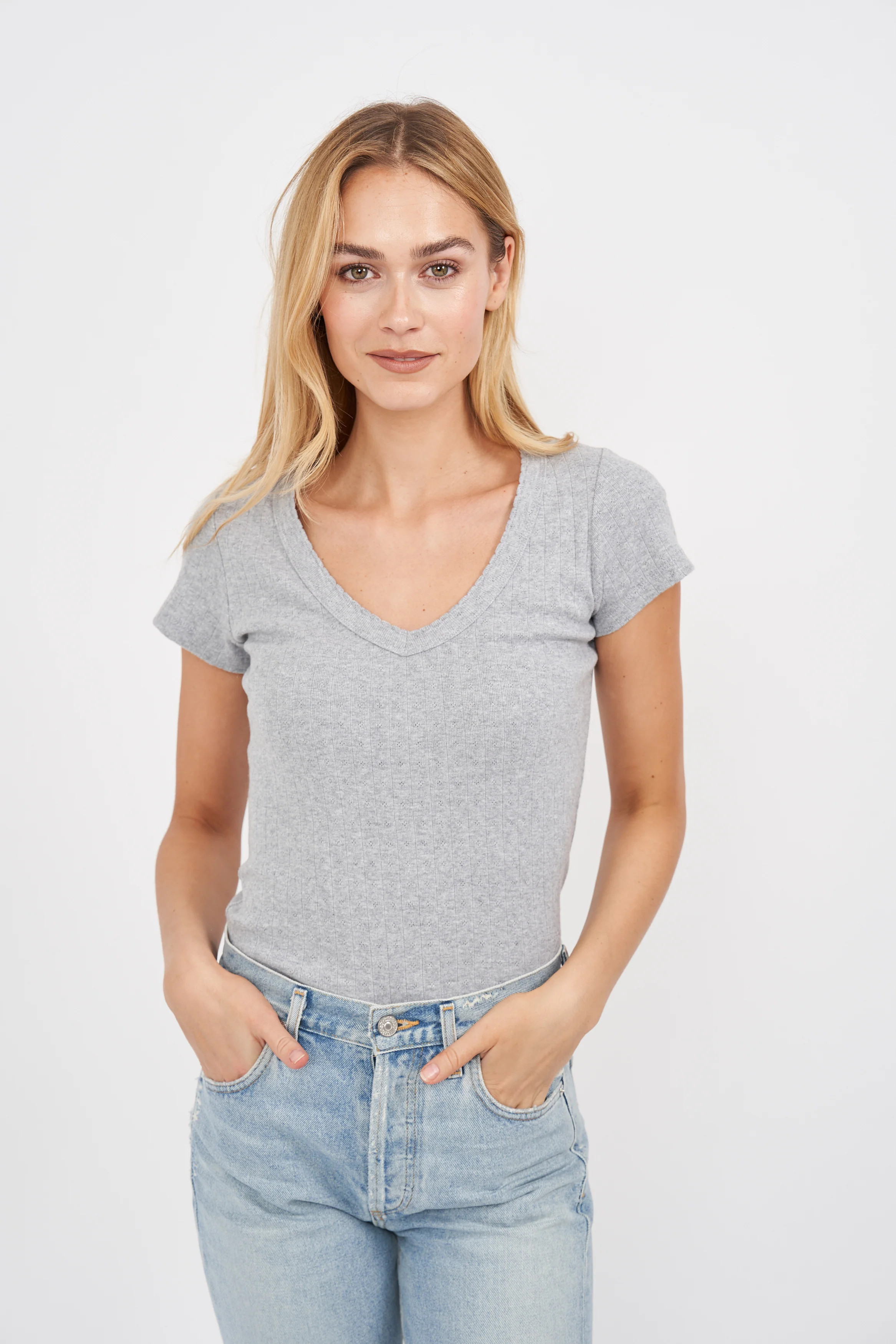 Pointelle V-Neck Tee - Grey | Marea