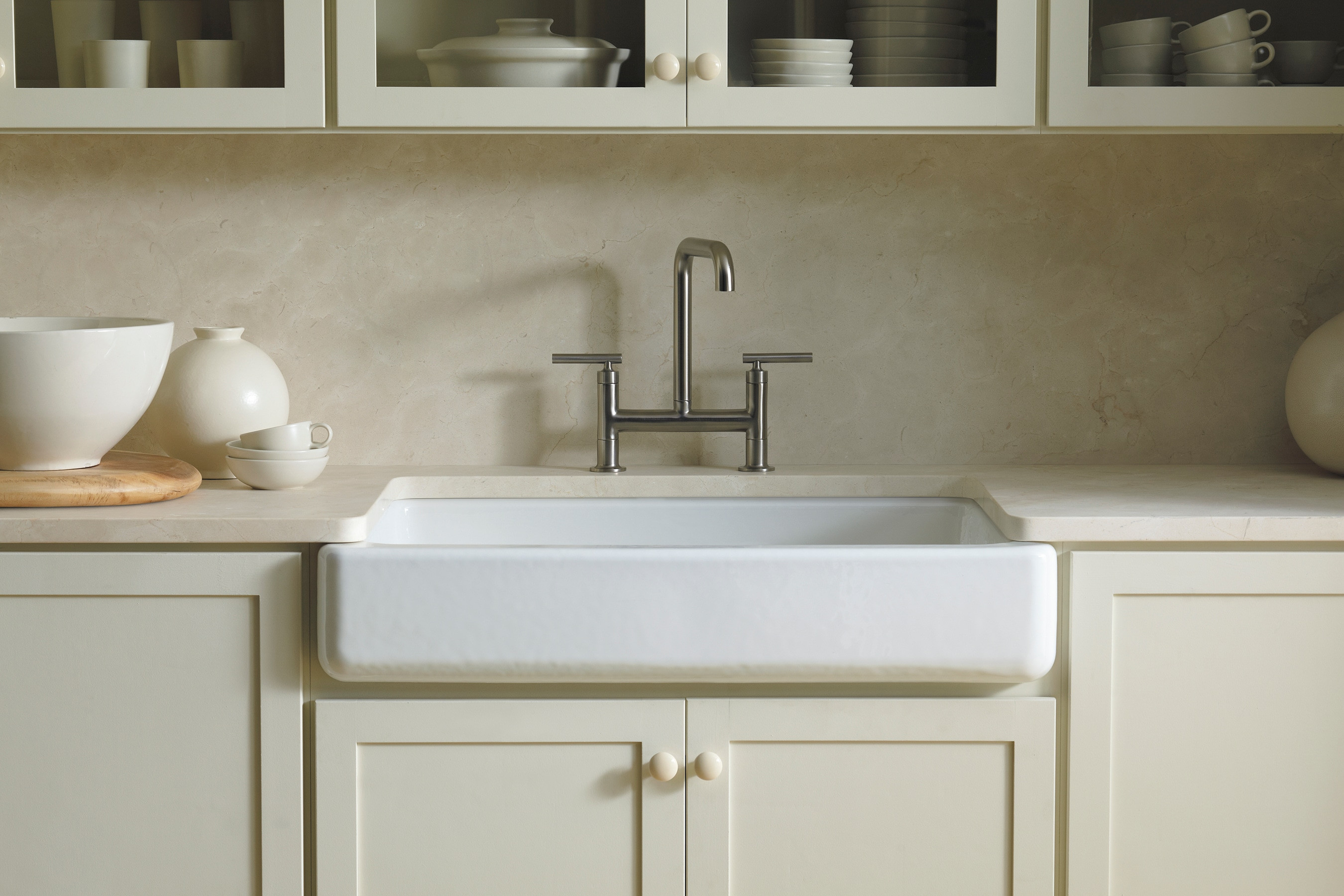 KOHLER Whitehaven Farmhouse apron front 35-in x 21.56-in Cast iron Single bowl Kitchen Sink | 648... | Lowe's