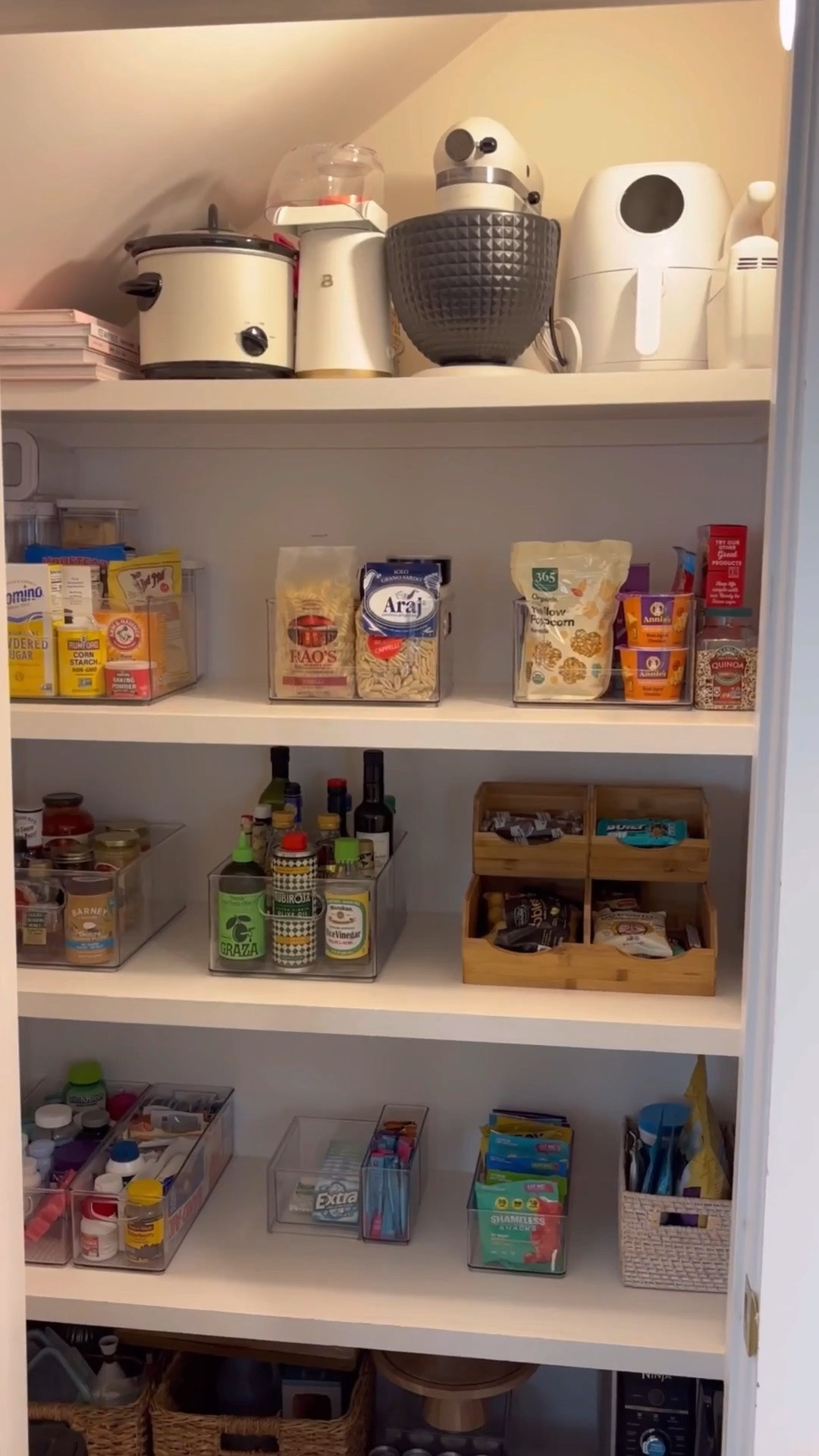 Organize my pantry with me 🤍🏠 




Cleaning, home, organization, storage, organizers, neat, acrylic, snacks, sidneymarieduke

#LTKHome