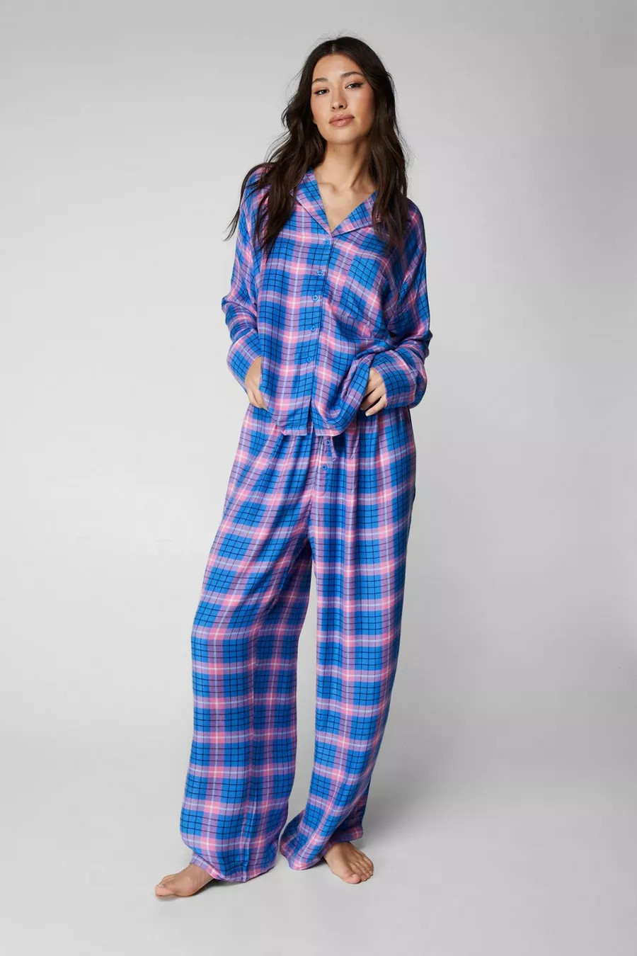 Soft Plaid Pajama Pants Set | Nasty Gal US