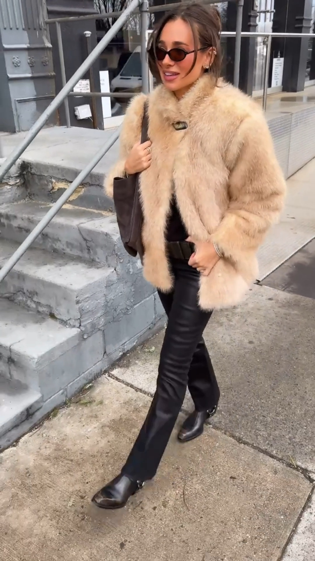 OOTD in new weworewhat 🖤