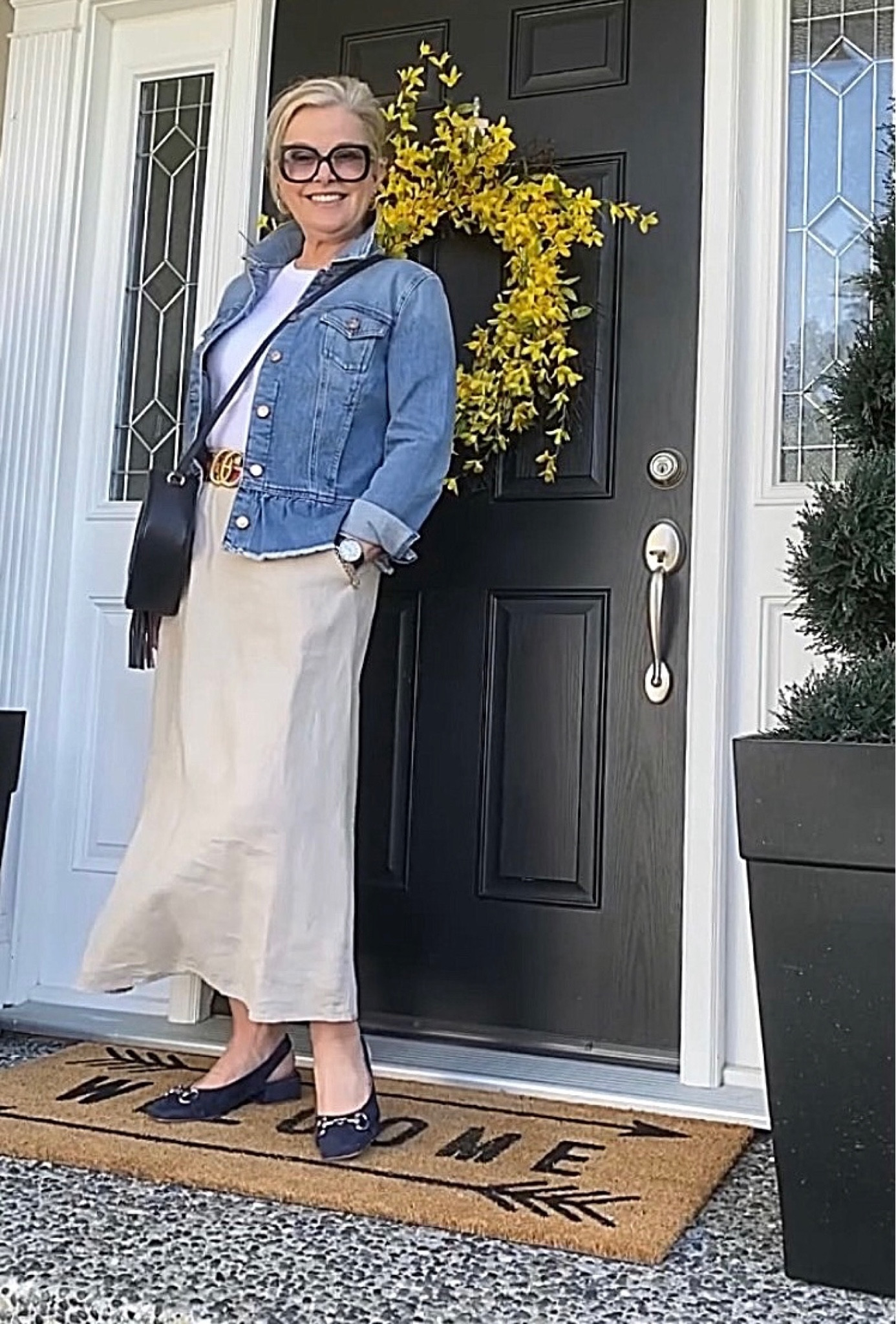 The perfect jean jacket and skirt💙

#LTKstyletip #LTKshoecrush #LTKitbag