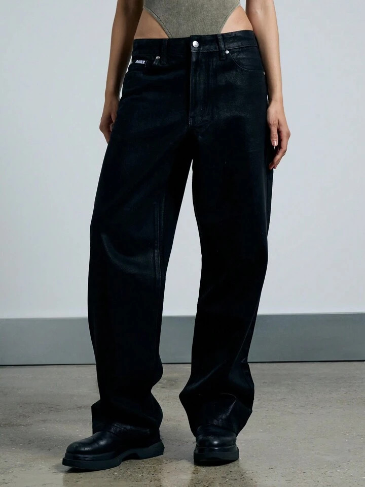 AiiRZ Coated Low-Rise Relaxed Fit Baggy Jeans | SHEIN