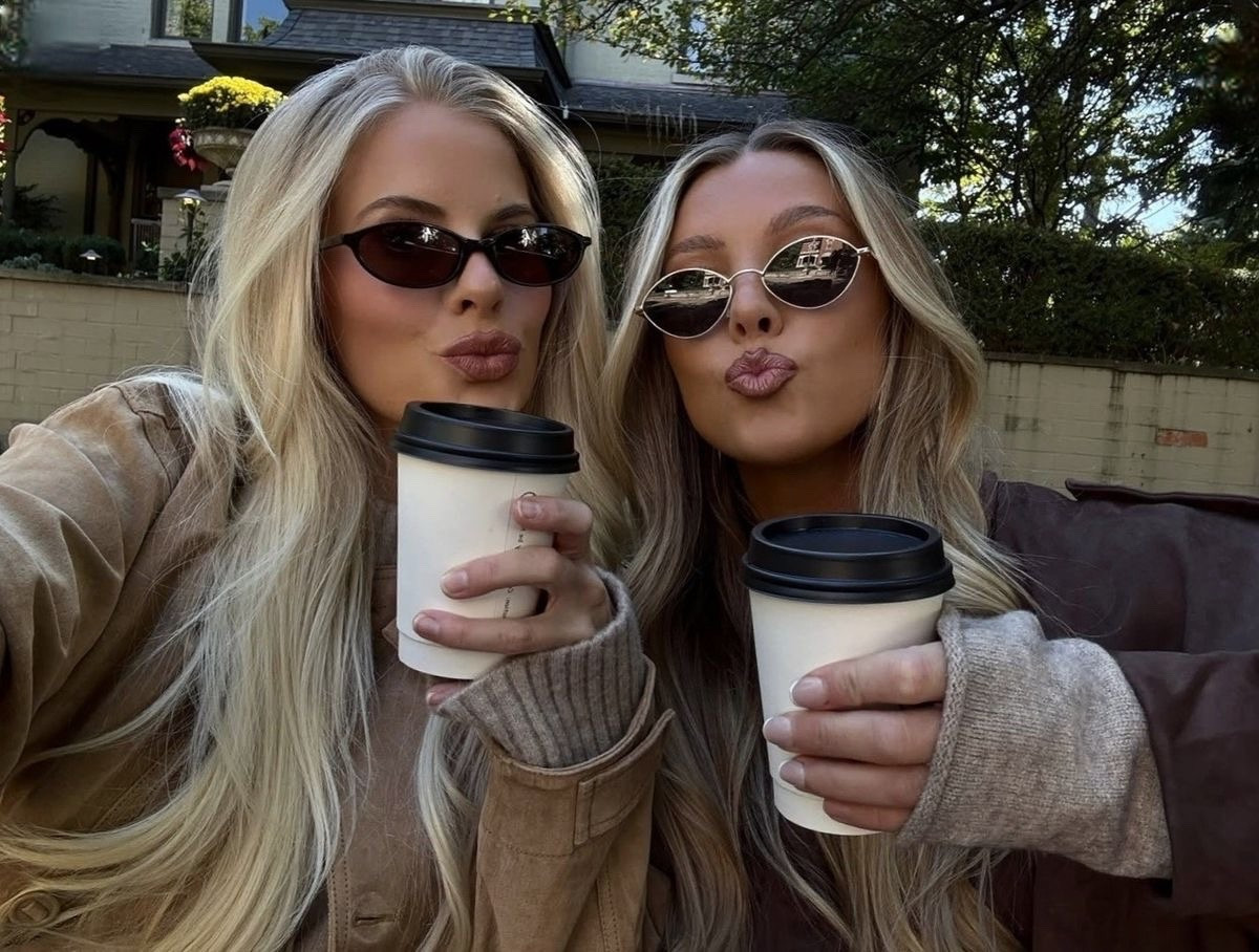 Viral Christmas finds you need ASAP 🎄💖✨ these are selling out FAST babe 🏃‍♀️💨🎁 shop now before they’re gone and make your home sparkle for the holidays ✨🎅🏼🛍️

#ChristmasFinds #AmazonFavorites #HolidayMustHaves #ViralAmazonFinds #ChristmasDecor #GiftGuide #HolidayHome #AmazonFinds #FestiveVibes #ShopNow #PrimeFinds

#LTKHoliday #LTKSeasonal #LTKGiftGuide