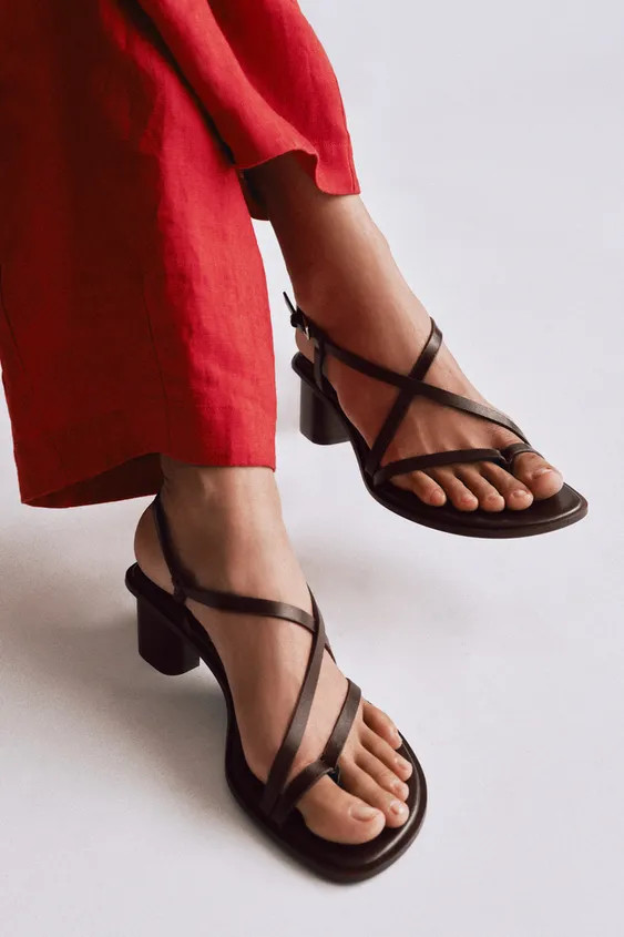 Leather high-heel sandals. Criss-cross straps at the front. Metal buckle fastening at the ankle. ... | Zara AU