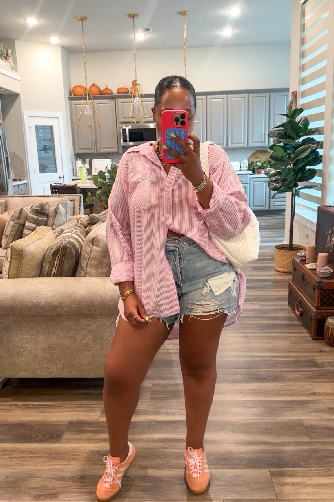 


Shorts -  size 8 
Button down-  part of a set -  medium 
Sneakers -  size down 1/2 

Everyday outfit - everyday fashion - ootd - fashion - vacation outfit - button down - sneakers - adidas - shorts - denim shorts - casual outfit - casual style -  #ltkstyletip #ltkshoecrush #ltkfindsunder50        

Follow my shop @styledbylynnai on the @shop.LTK app to shop this post and get my exclusive app-only content!

#liketkit 
@shop.ltk
https://liketk.it/4MJek

Follow my shop @styledbylynnai on the @shop.LTK app to shop this post and get my exclusive app-only content!

#liketkit 
@shop.ltk
https://liketk.it/4NnZy

Follow my shop @styledbylynnai on the @shop.LTK app to shop this post and get my exclusive app-only content!

#liketkit 
@shop.ltk
https://liketk.it/4NtmJ

Follow my shop @styledbylynnai on the @shop.LTK app to shop this post and get my exclusive app-only content!

#liketkit 
@shop.ltk
https://liketk.it/4NMAq

Follow my shop @styledbylynnai on the @shop.LTK app to shop this post and get my exclusive app-only content!

#liketkit 
@shop.ltk
https://liketk.it/4Ppse