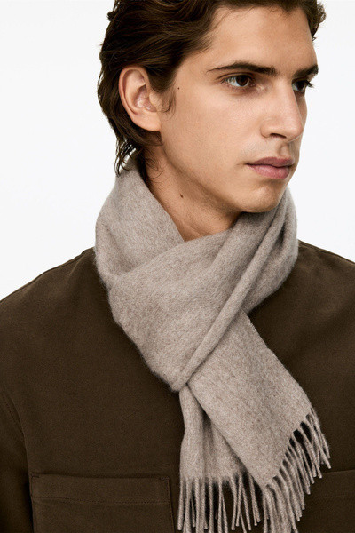 Schal aus Kaschmir – Taupe – Herren – ARKET DE | Arket EU