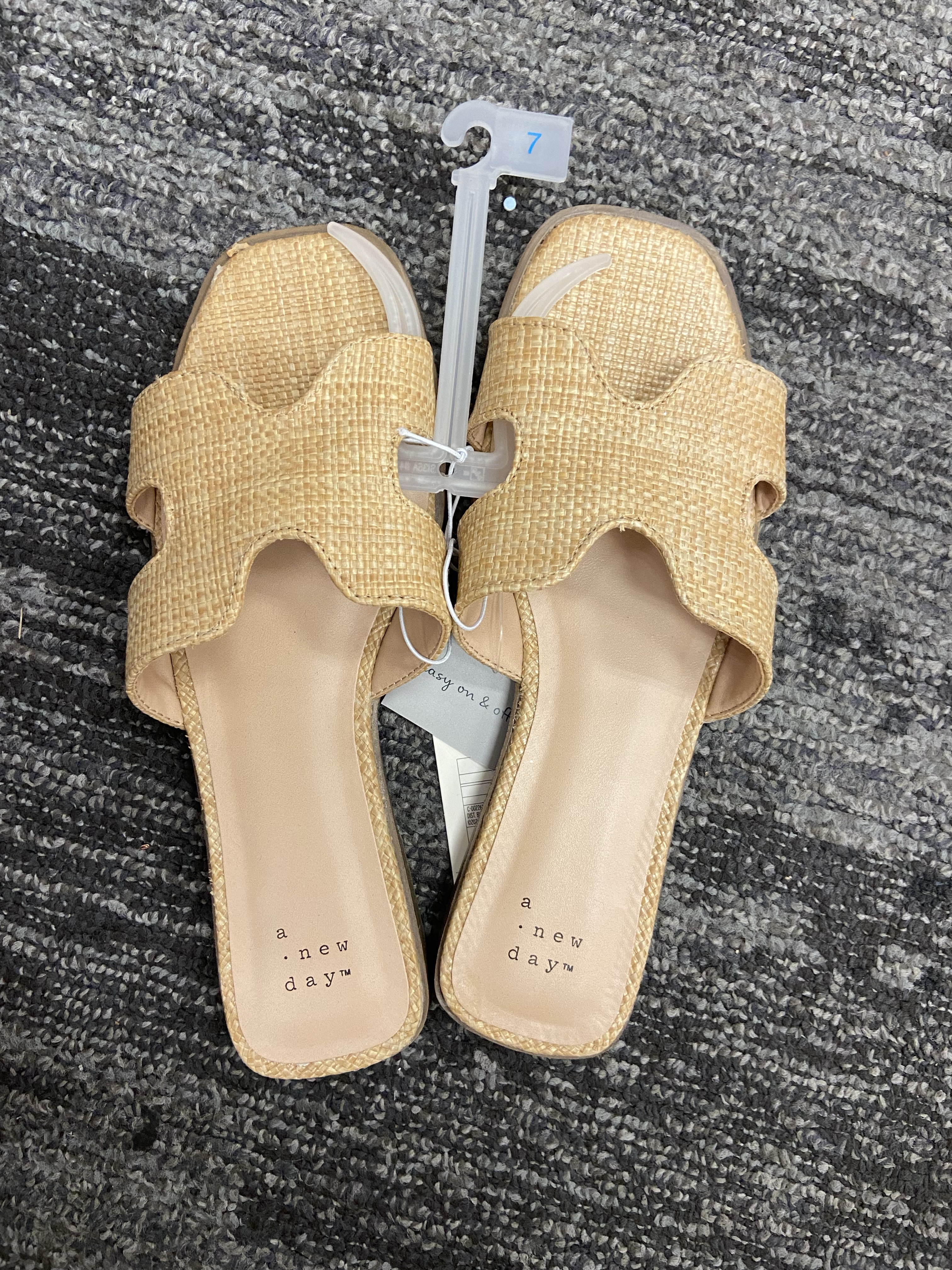 Sandals - $20, raffia sandals; perfect for Easter, shower, or warm-weather wedding ! 


 #sandals #resortwear #springbreak #easter #slidesandals #slides #under20 #budgetfriendly #target


#LTKFindsUnder50 #LTKOver40 #LTKSeasonal #LTKStyleTip #LTKShoeCrush #LTKU