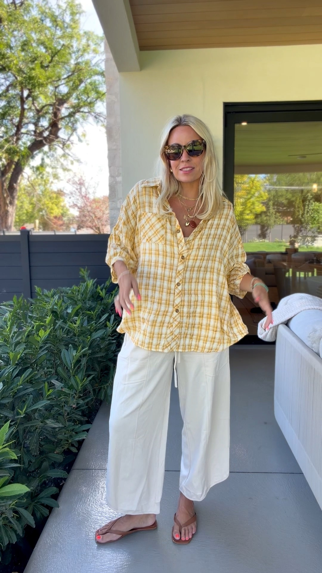 This is such an easy, cozy outfit for the fall!

#LTKootd #LTKgrwm #LTKmomlife