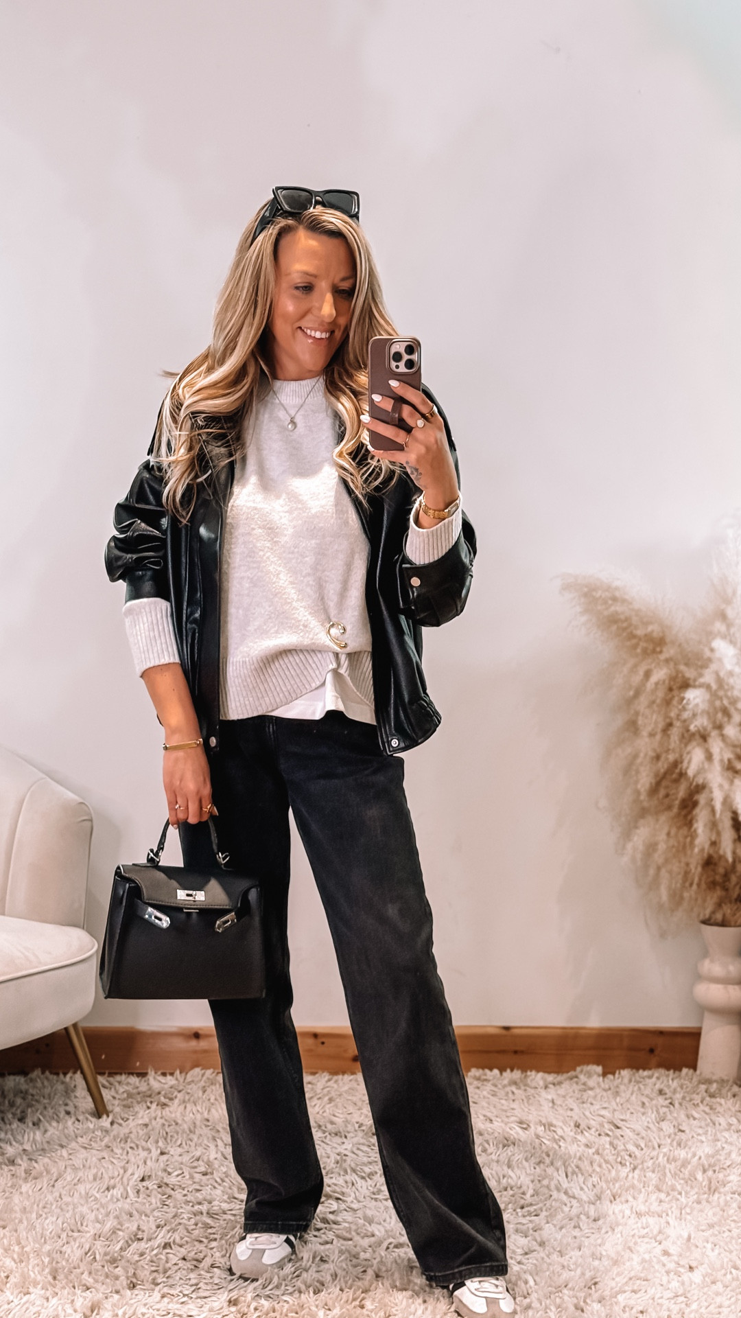 Save this as your new ‘cool mum’ outfit 😎

If you’re wondering why your outfits look boring, the answer is…. you’re not being intentional. 

Change the leggings for some comfy jeans, add a layer for some some interest, roll your sleeves to create an effortless look and show your wrists to make it more feminine. 

Subtle and easy changes make a huge difference. 

This outfit was as easy as throwing on some leggings a jumper and a coat, it was just a different thought process. 

Let me know your thoughts below 👇🏼 

#LTKuk #LTKFashionMonth #LTKeurope