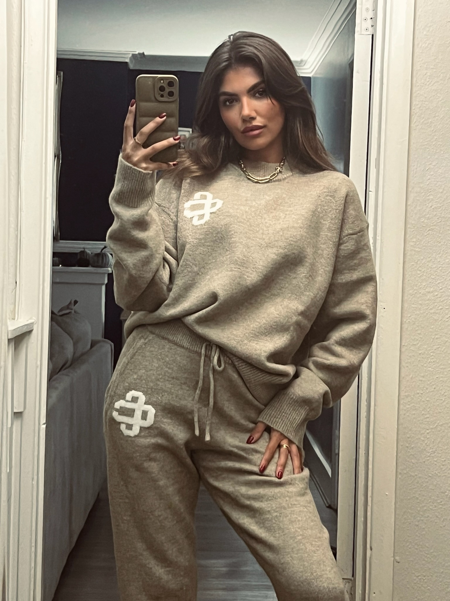 Couture club set 🤍
Matching set, coord, wfh outfit