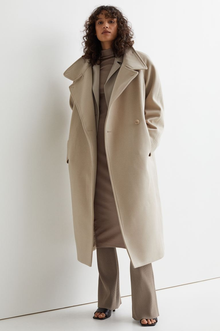 High-collared coat | H&M (UK, MY, IN, SG, PH, TW, HK)