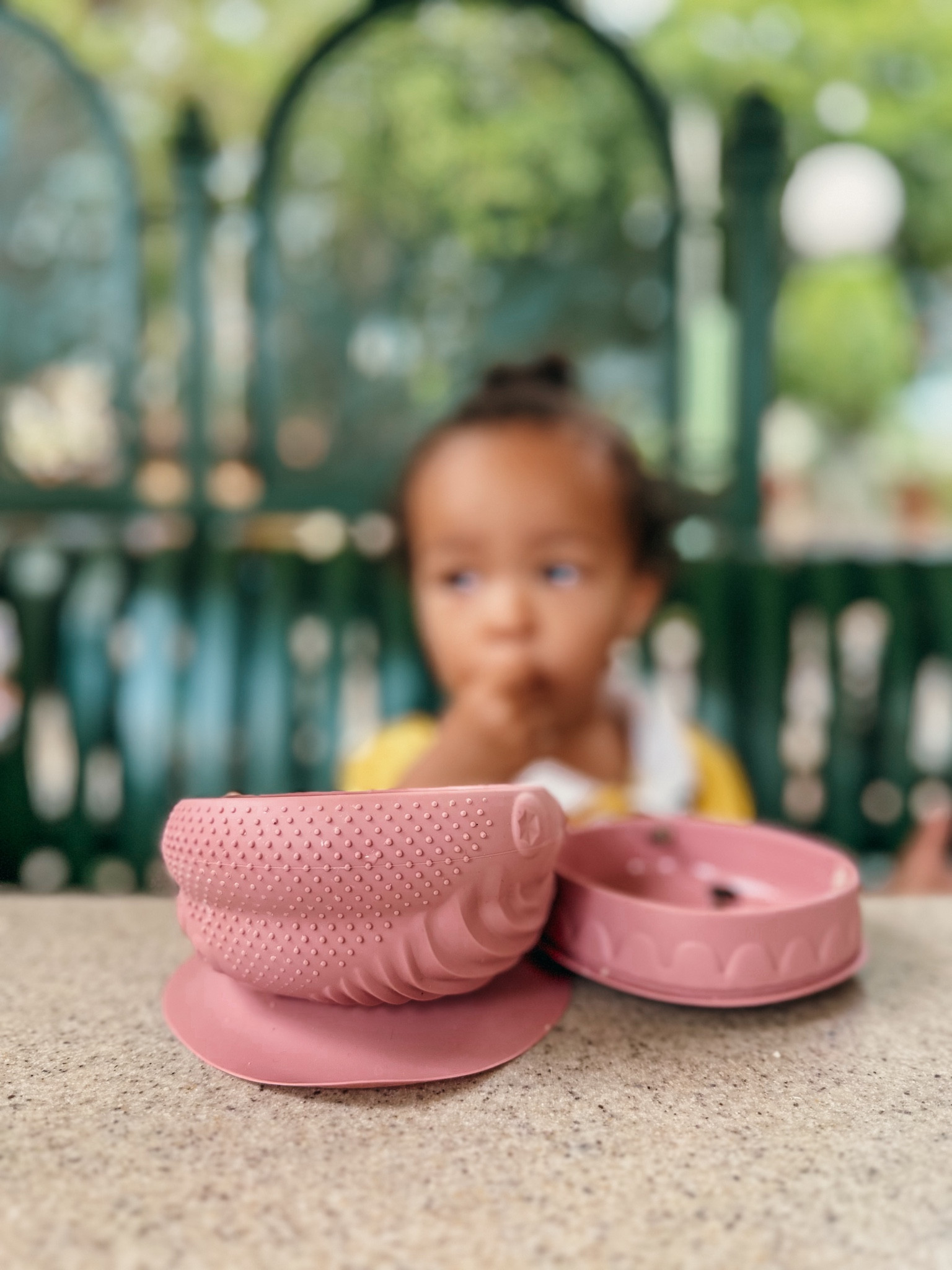 #AD Omi wants to show you her new favorite bowl for her meals. The sensory baby bowl from @Miniwareusa promotes a child exploration of textures and food. We took it on our trip to CA, and it was so great at keeping her engaged and excited about all the new meals she was going to try. They are all 100% food grade silicone and the lid doubles as a plate. #Miniwareusa

With a suction bottom, fun textures, and 4 fun colors, this sensory bowl is a great way to introduce new food textures and get you littles hands on with their food. 

🌟What would you have your baby try first?


#LTKBaby #LTKKids #LTKTravel
