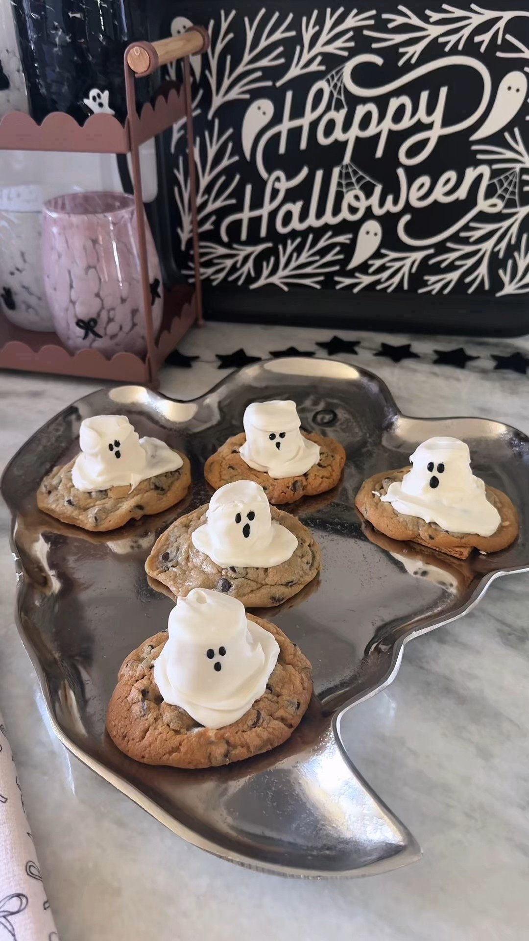 Halloween s’mores cookies 

#LTKSeasonal #LTKHalloween #LTKParties