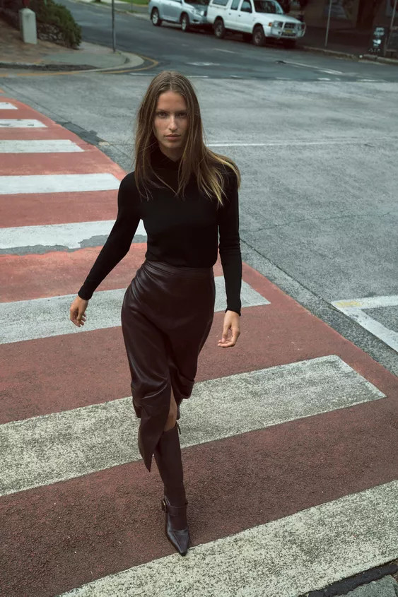 PULLOVER MIT WOLLE UND ÜBERSCHLAGKRAGEN | Zara DE