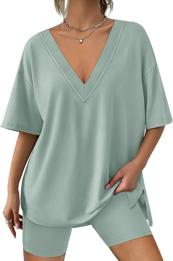 AUTOMET Womens 2 Piece Sets Summer Outfits Reversible Oversized T Shirts Tops Biker Shorts Lounge... | Amazon (US)