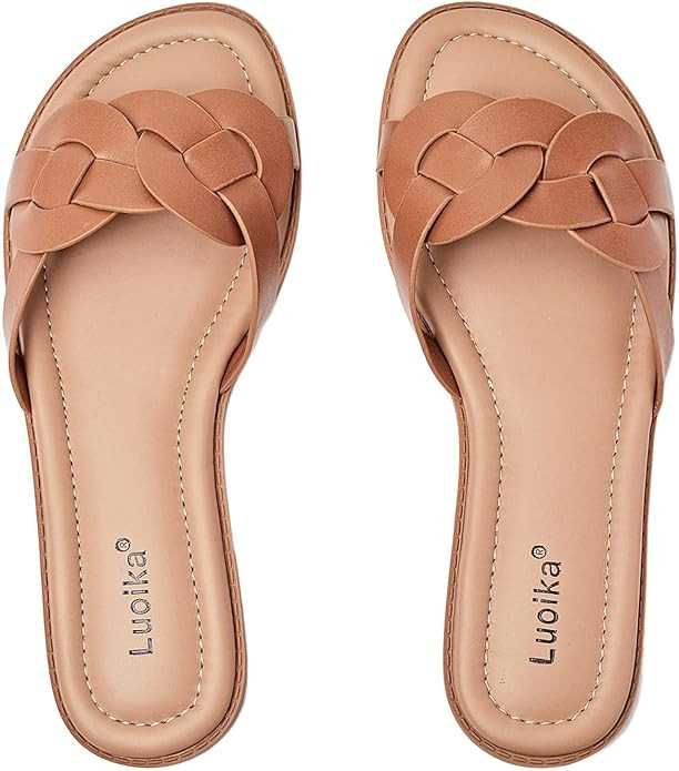 Luoika Women's Wide Width Flat Slides Sandals, Casual Comfortable Summer Beach Shoes Slip on Slid... | Amazon (US)