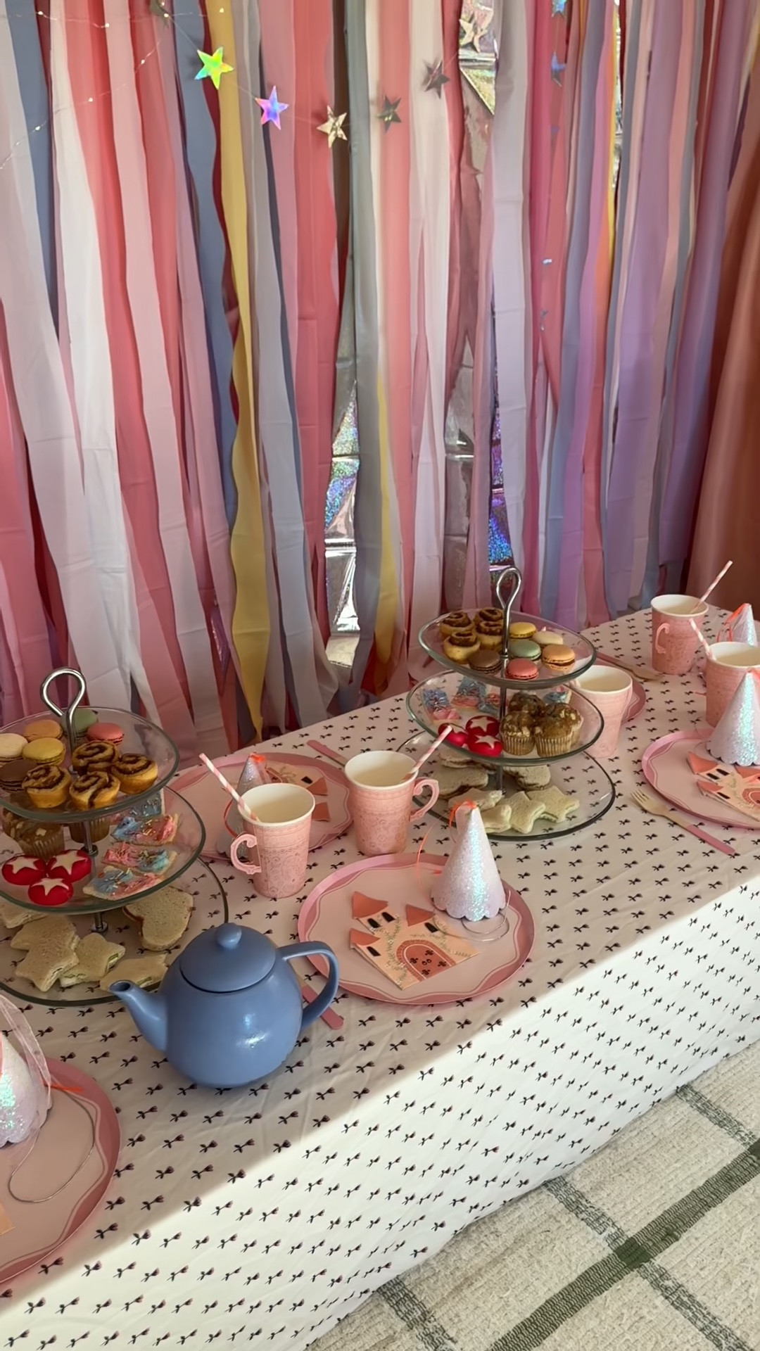 izzy’s princess tea party! so much work for two hours of party but seriously the most joy i’ve experienced at any party i’ve ever thrown