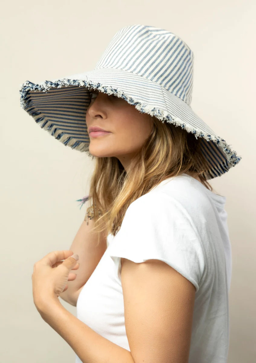 Canvas Packable Hat- Ocean Stripe | Hat Attack