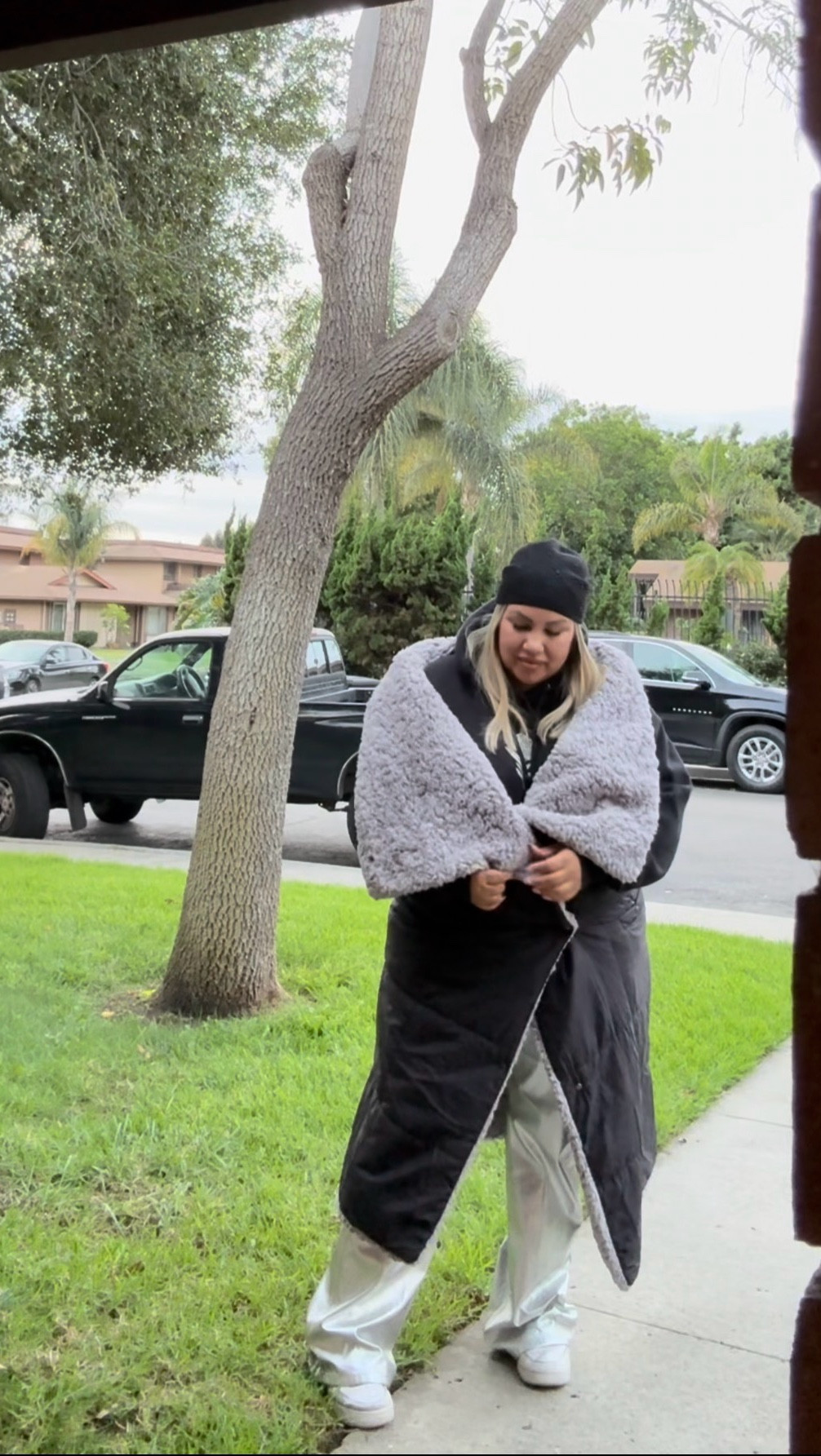 A heated blanket that’s cute, lightweight, and keeps me from freezing on morning walks? Yes please!

#LTKHoliday #LTKGiftGuide #LTKCyberWeek