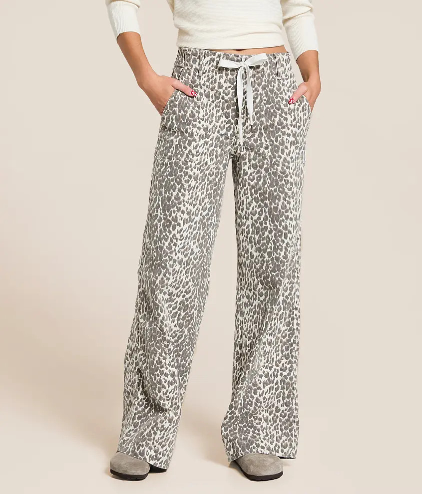 Nori Leopard Wide Leg Stretch Jean | Buckle